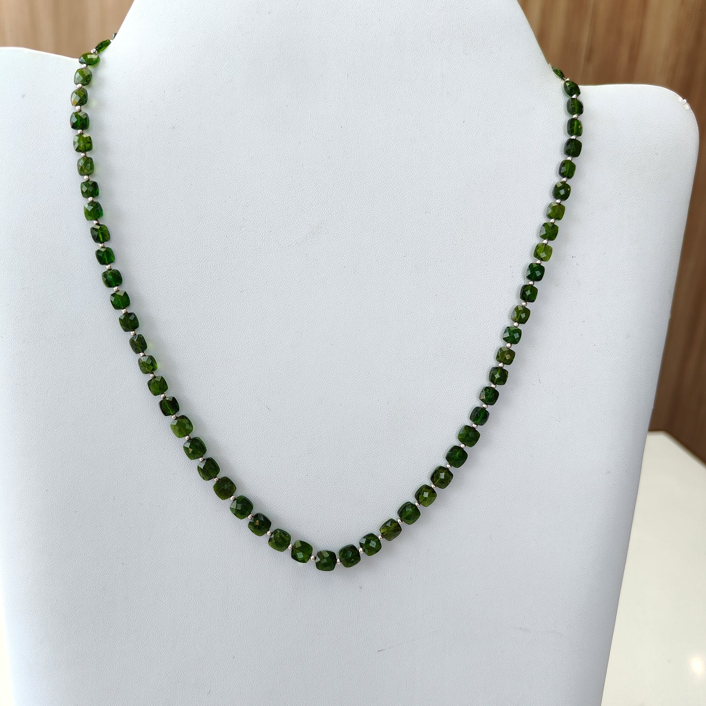 Chrome Diopside Gemstone Beads Necklace : Green Chrome Diopside 925 Sterling Sliver Briolette Checker Cut Beaded Necklace