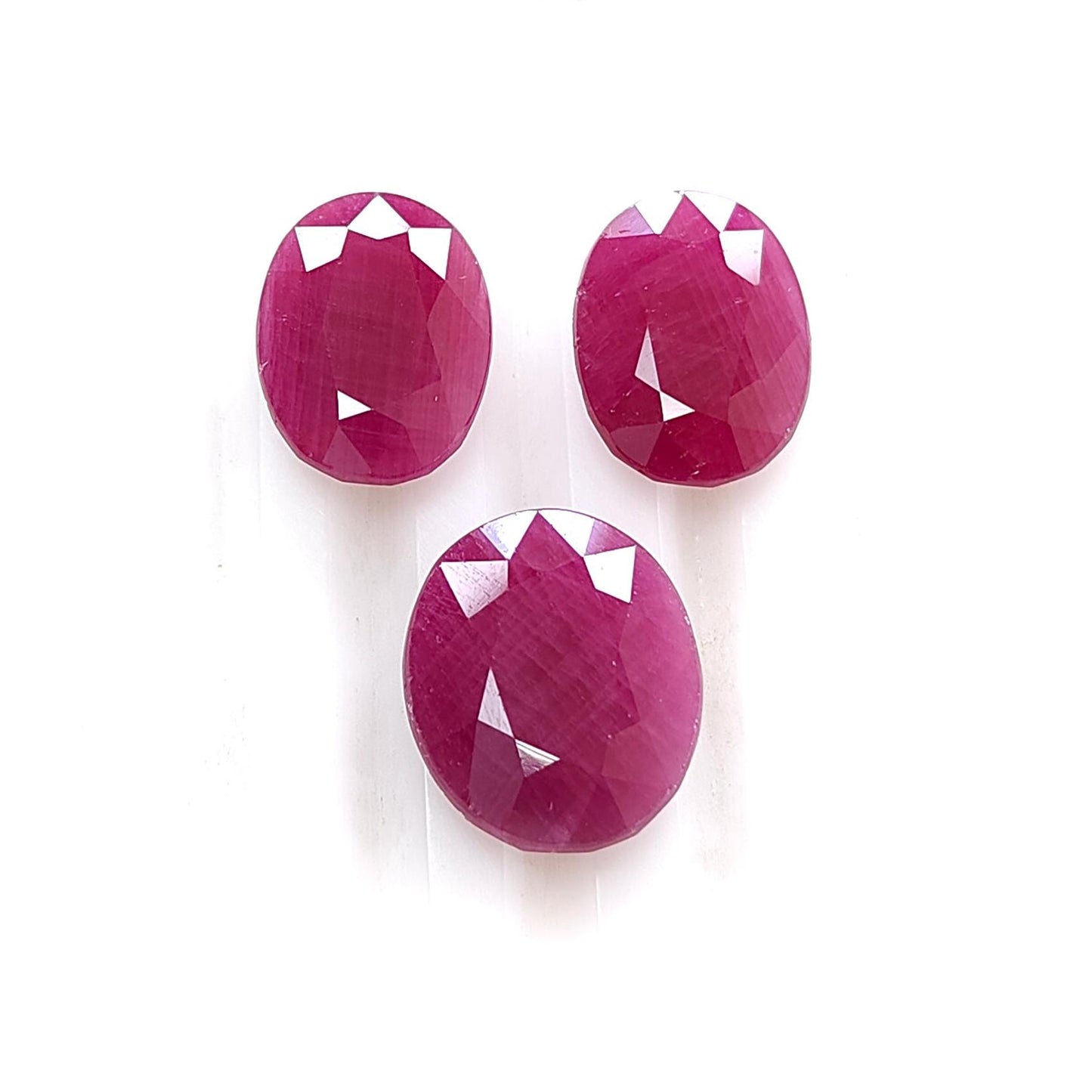 Ruby Gemstone Normal Cut : 23.20cts Natural Untreated Unheated Red Ruby Oval Shape 13.5*10mm - 14.5*12mm 3pcs