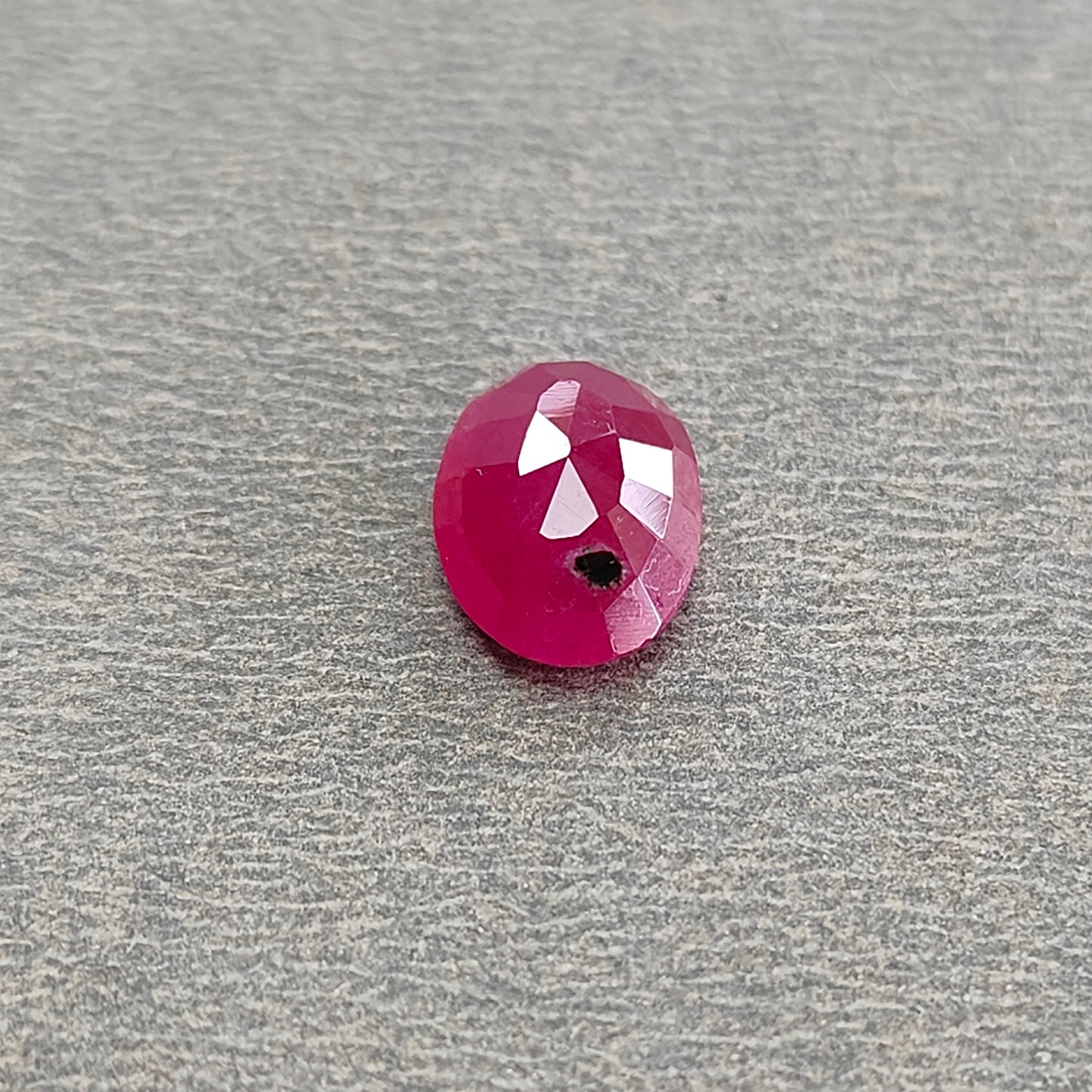 Ruby Gemstone Normal Cut : 3.00cts Natural Untreated Unheated Red Ruby Oval Shape 10*7mm 1pcs