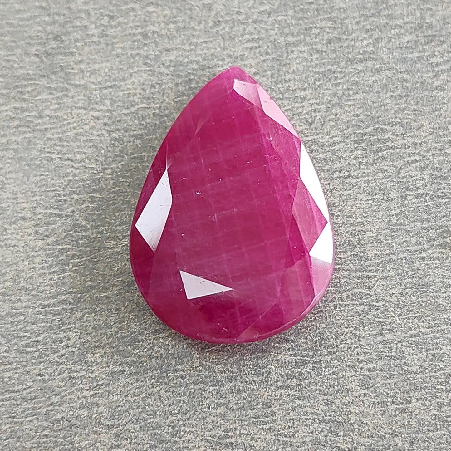 Ruby Gemstone Normal Cut :18.00cts Natural Untreated Unheated Red Ruby Pear Shape 24*16mm 1pc