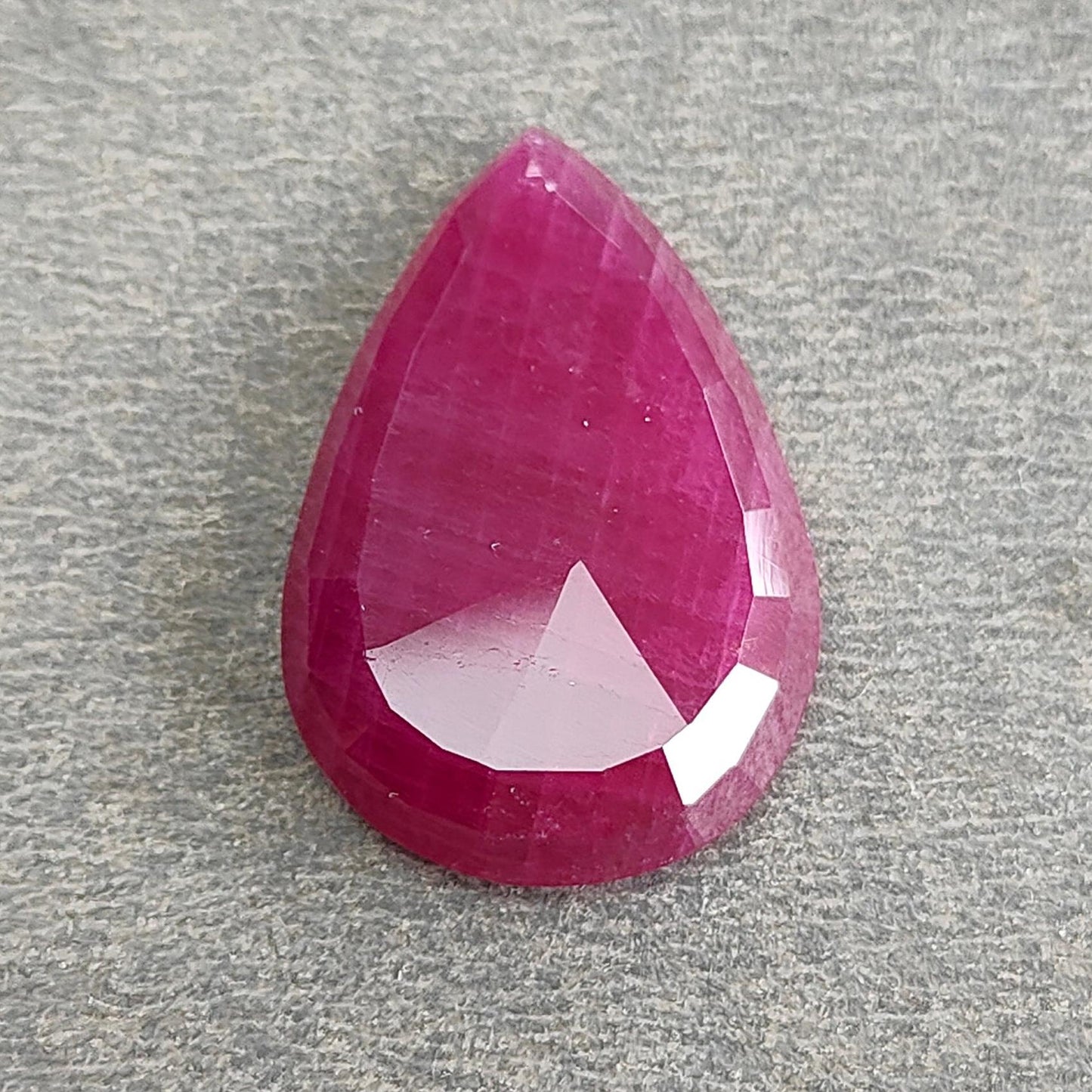 Ruby Gemstone Normal Cut :18.00cts Natural Untreated Unheated Red Ruby Pear Shape 24*16mm 1pc