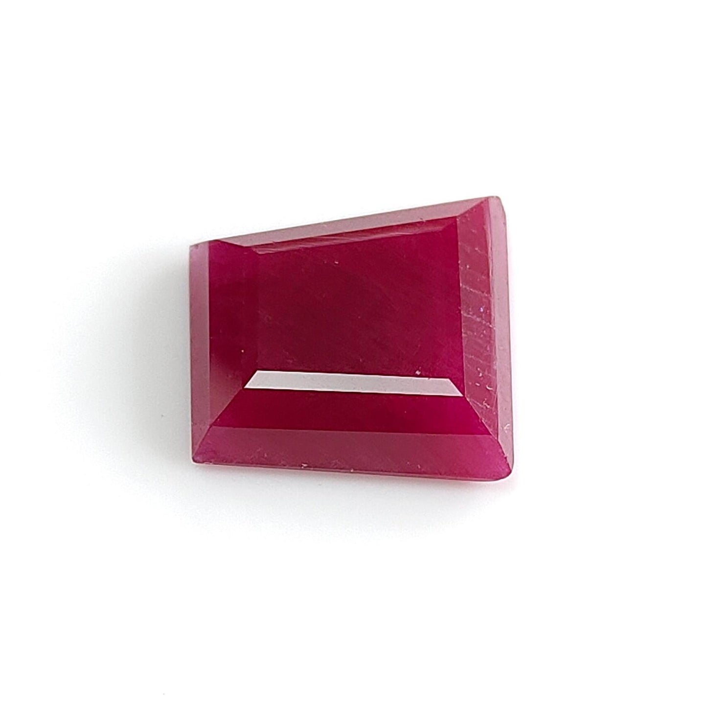 Ruby Gemstone Step Cut : 20.10cts Natural Untreated Unheated Red Ruby Trapezium Shape 17*5mm 1pc