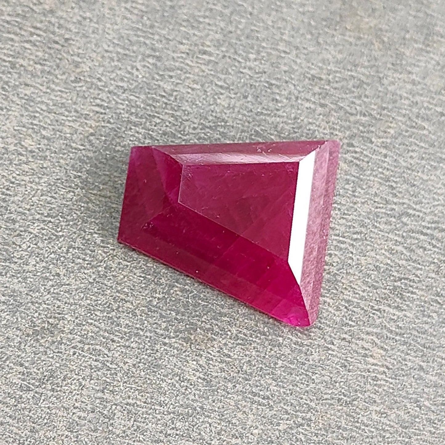 Ruby Gemstone Step Cut :23.30cts Natural Untreated Unheated Red Ruby Trapezium Shape 19*18mm 1pc
