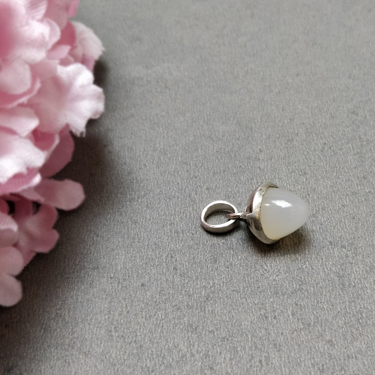 Onyx Gemstone With 925 Sterling Silver: 4.20gms(Approx) Natural Onyx White Gray Regular Size Bullet Pendant With Normal Loop 1" Gift For Her