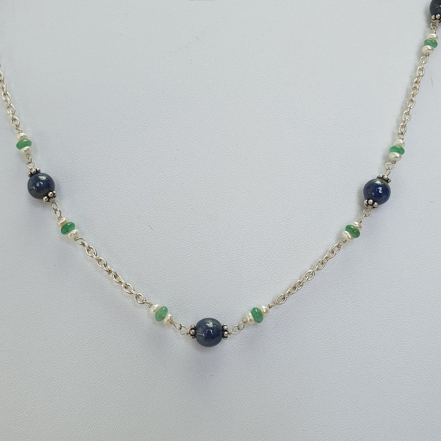 Blue Sapphire Green Emerald And White Pearl Natural Gemstones Round Beads 925 Sterling Silver 10.26gms NECKLACE Chain 18"