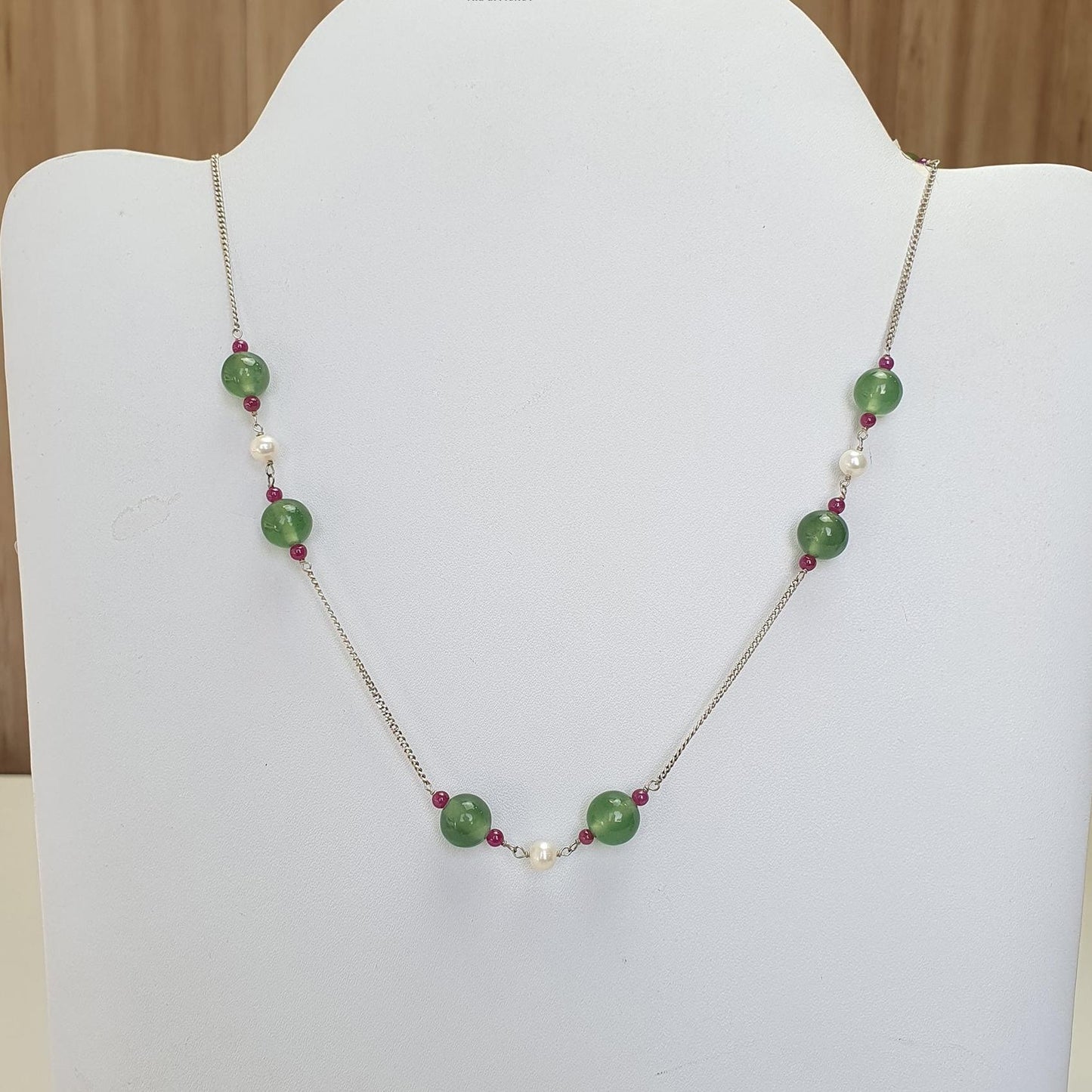 Green Serpentine & White Pearl Gemstones Beads Chain NECKLACE : 14.12gms 925 Natural Serpentine Plain Round Beaded Necklace 19"