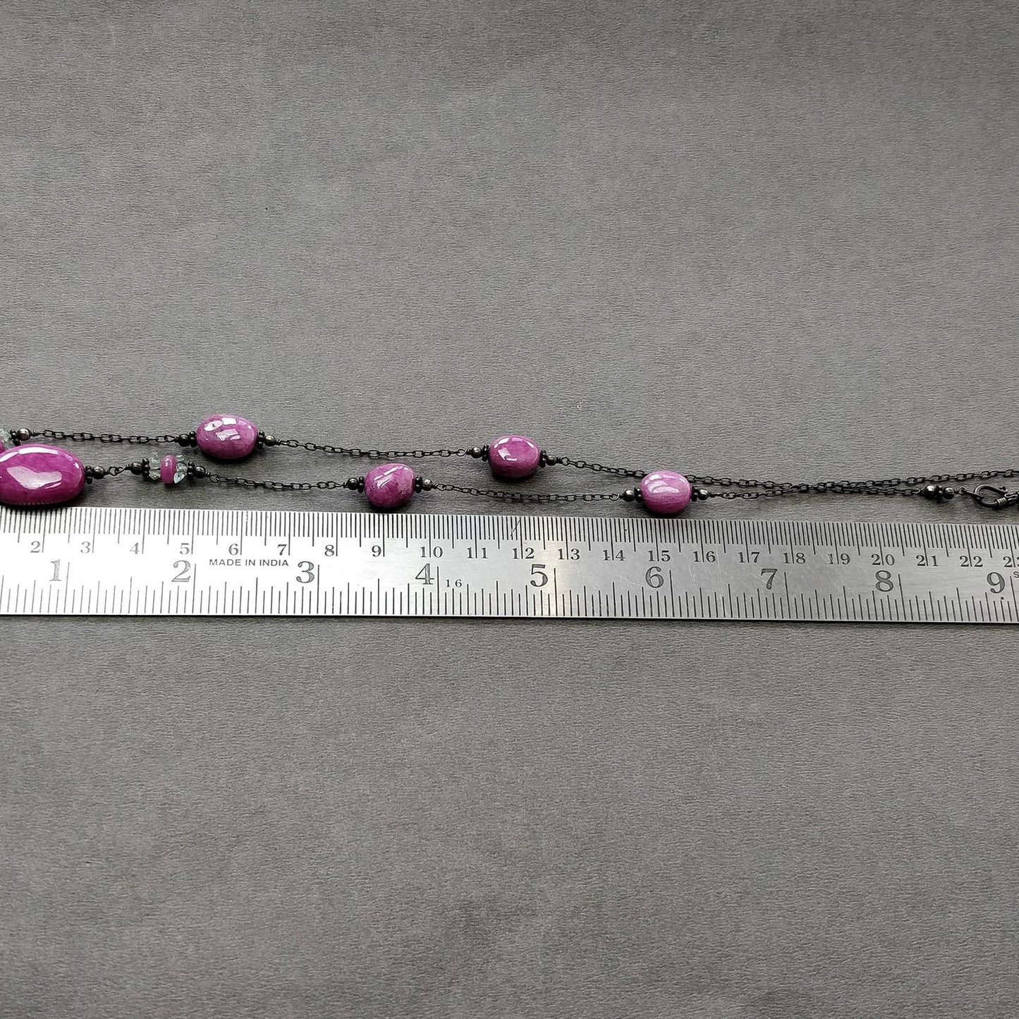 RUBY & EMERALD Gemstone 925 Sterling Silver Beaded Necklace : 17.41gms Natural Zoisite Ruby Untreated Plain Beaded Necklace 16"