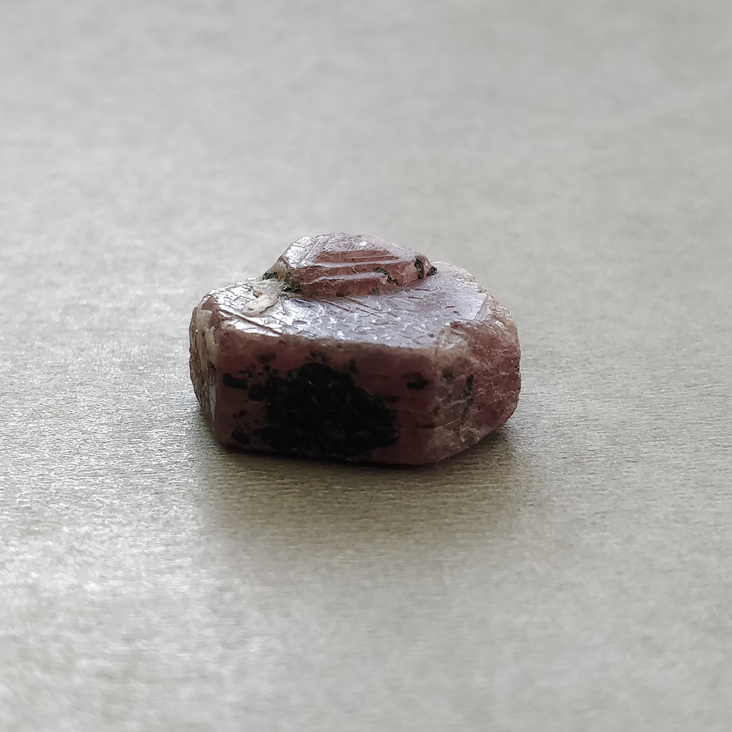 Record Keeper Ruby Gemstone Crystal : 65.30cts Natural Untreated Unheated Red Ruby Triangle Formative Specimen 24.5*21mm