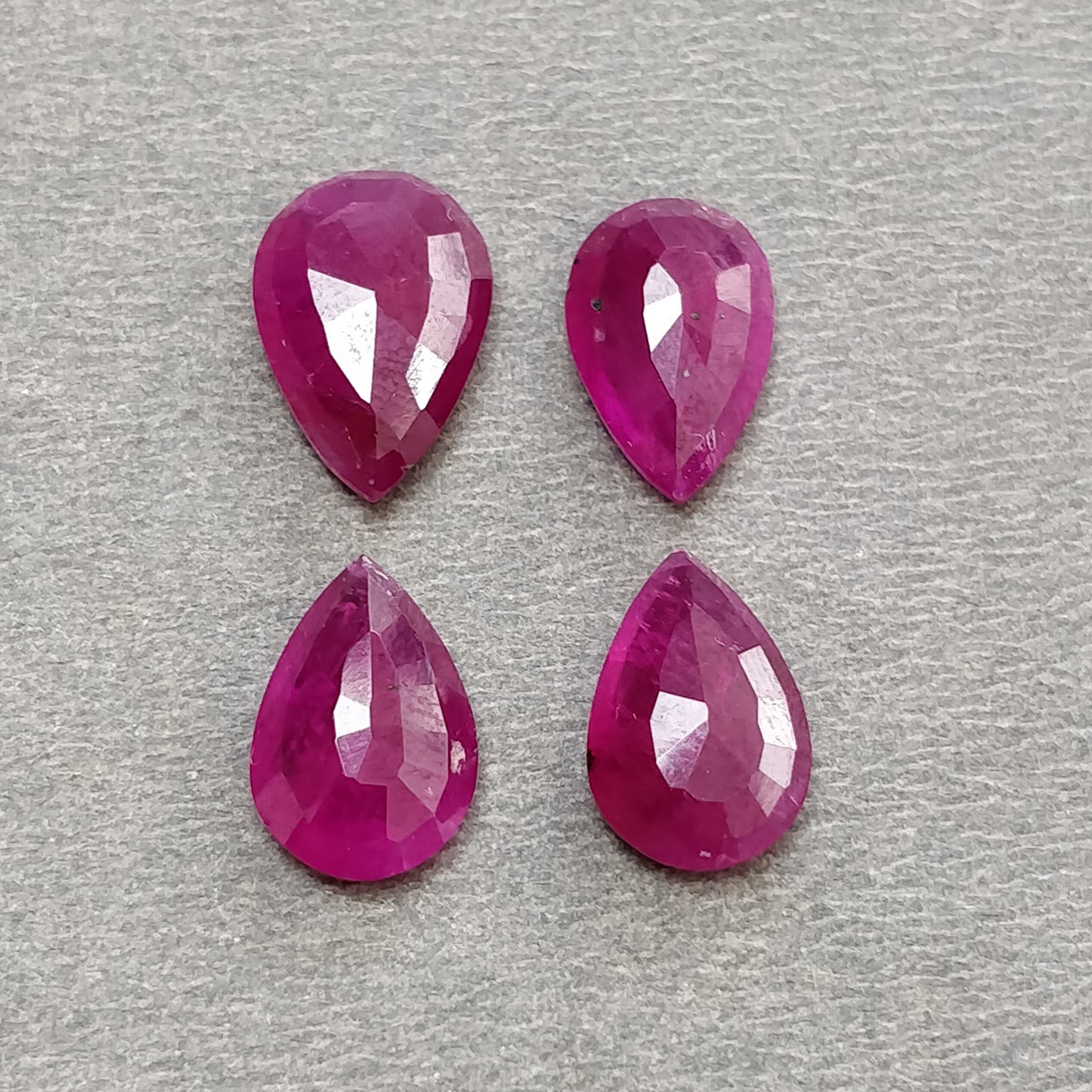 Ruby Gemstone Normal Cut : 14.30cts Natural Untreated Unheated Red Ruby Pear Shape 12*8mm - 13*9mm 4pcs