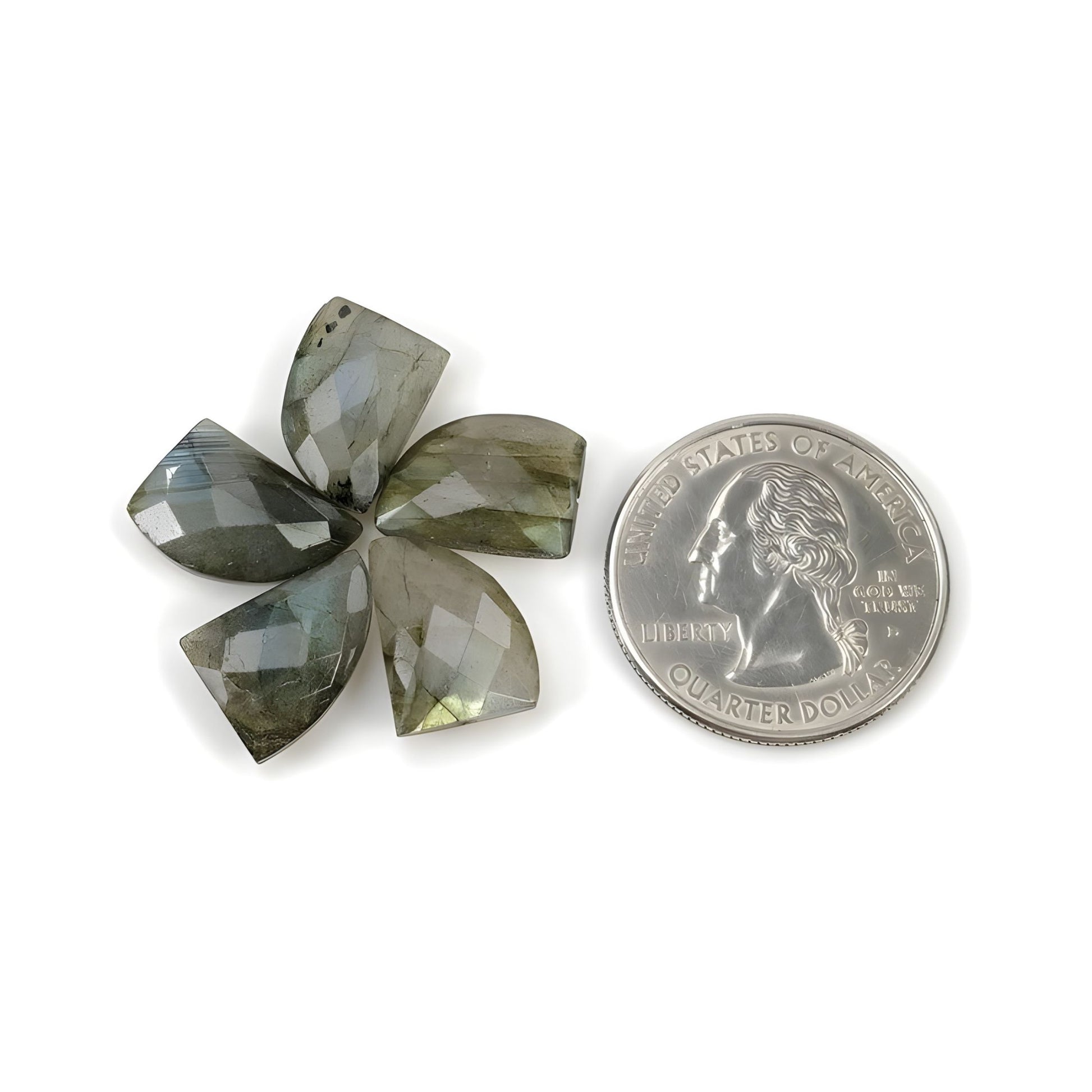 ラブラドライトの宝石