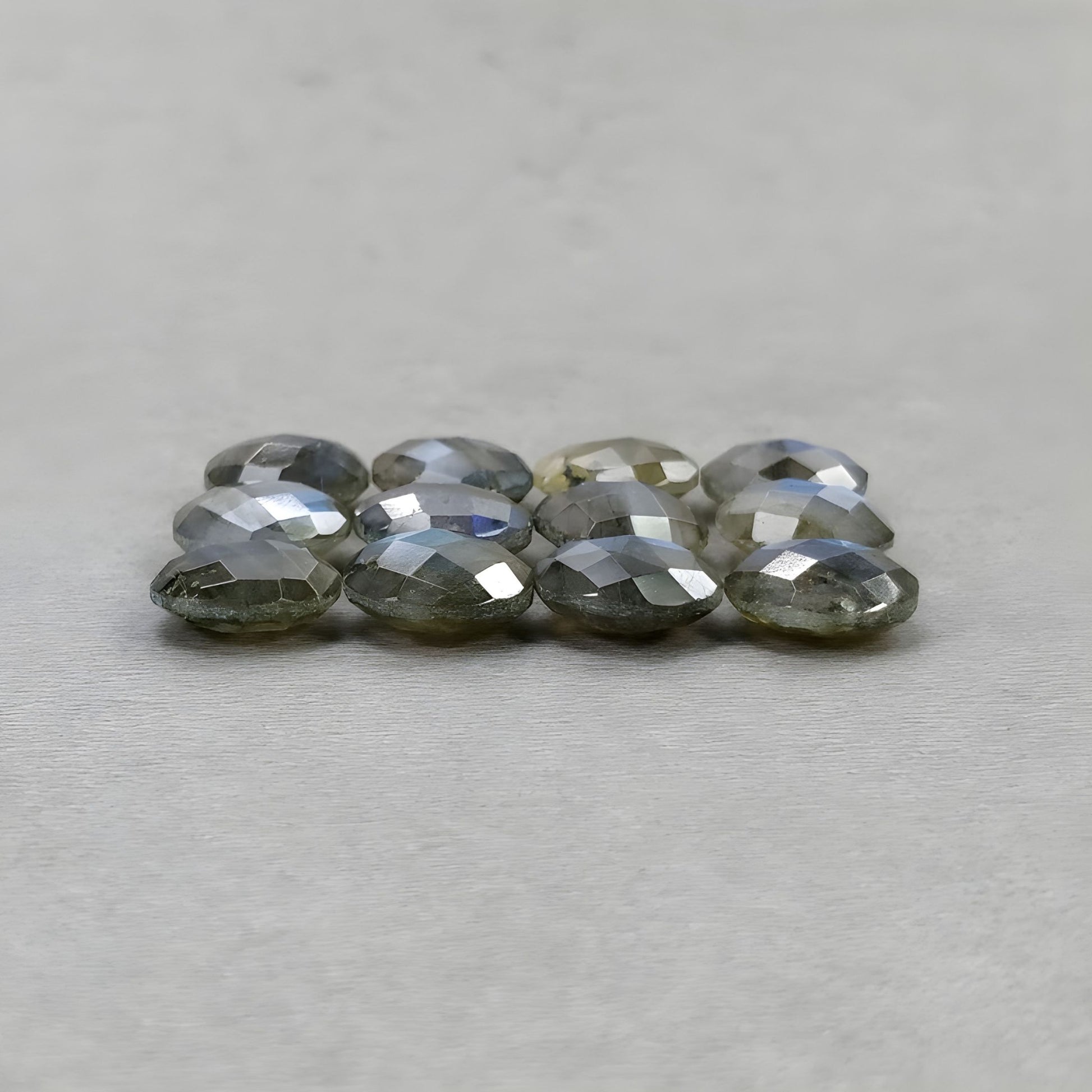 拉长石棋盘格切割