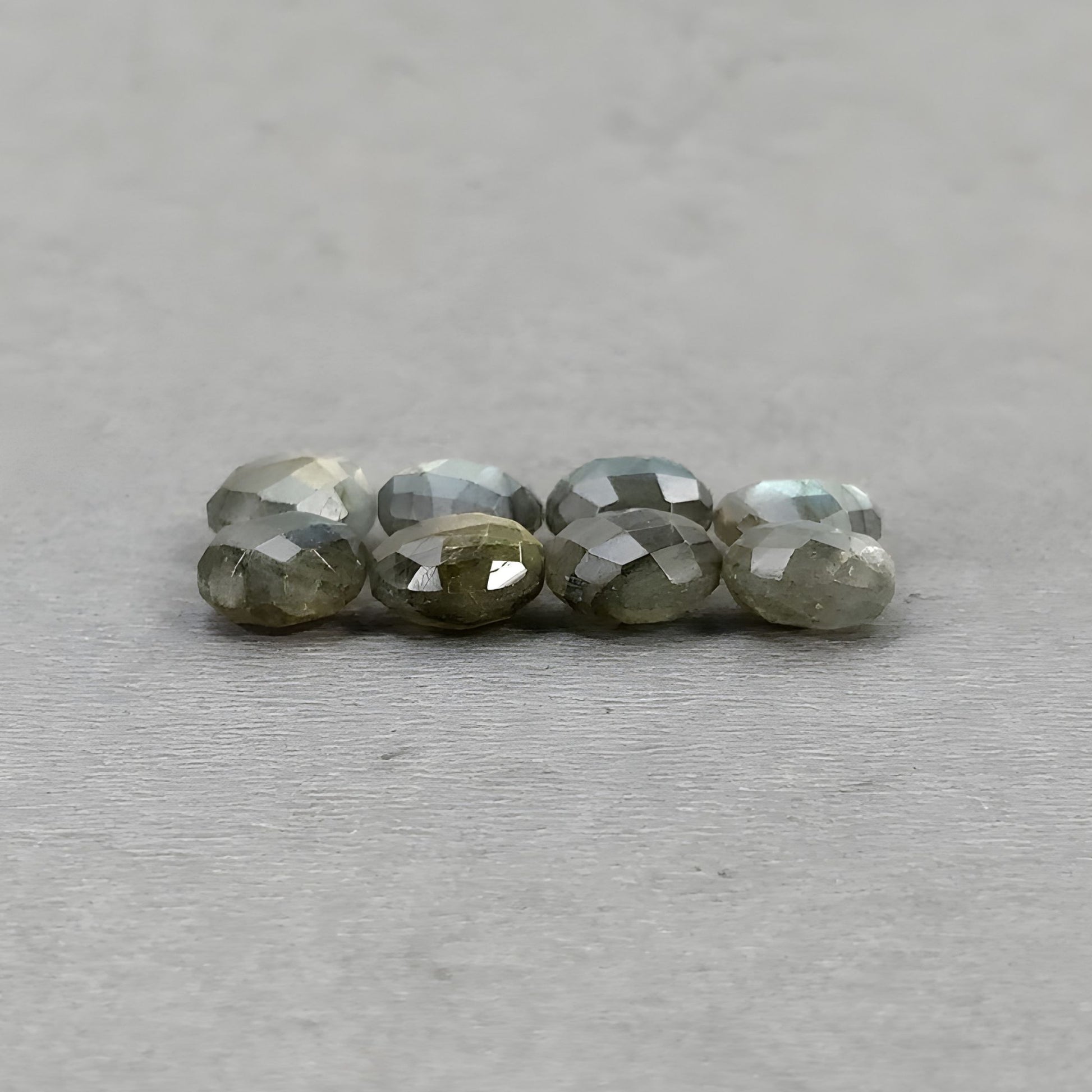 pietra preziosa di labradorite