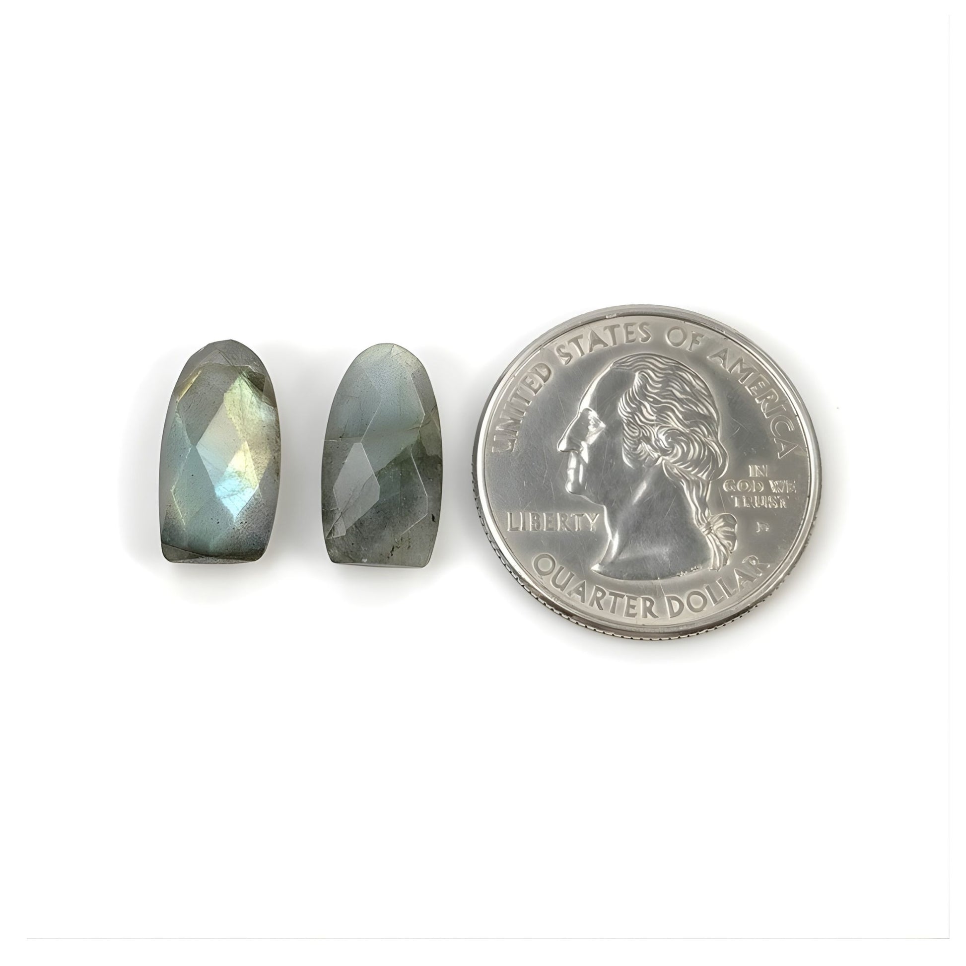 ラブラドライトの宝石