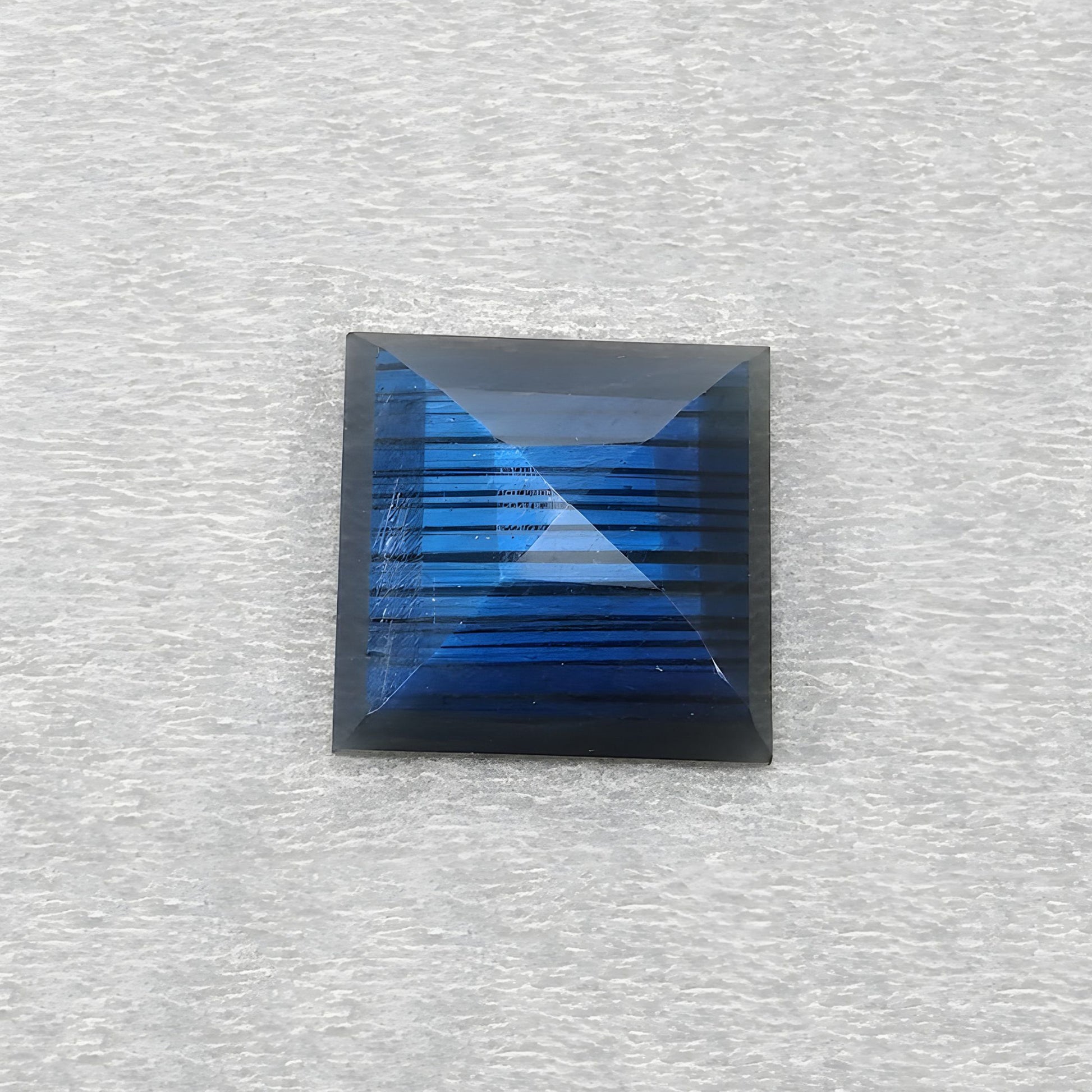 labradorite naturale