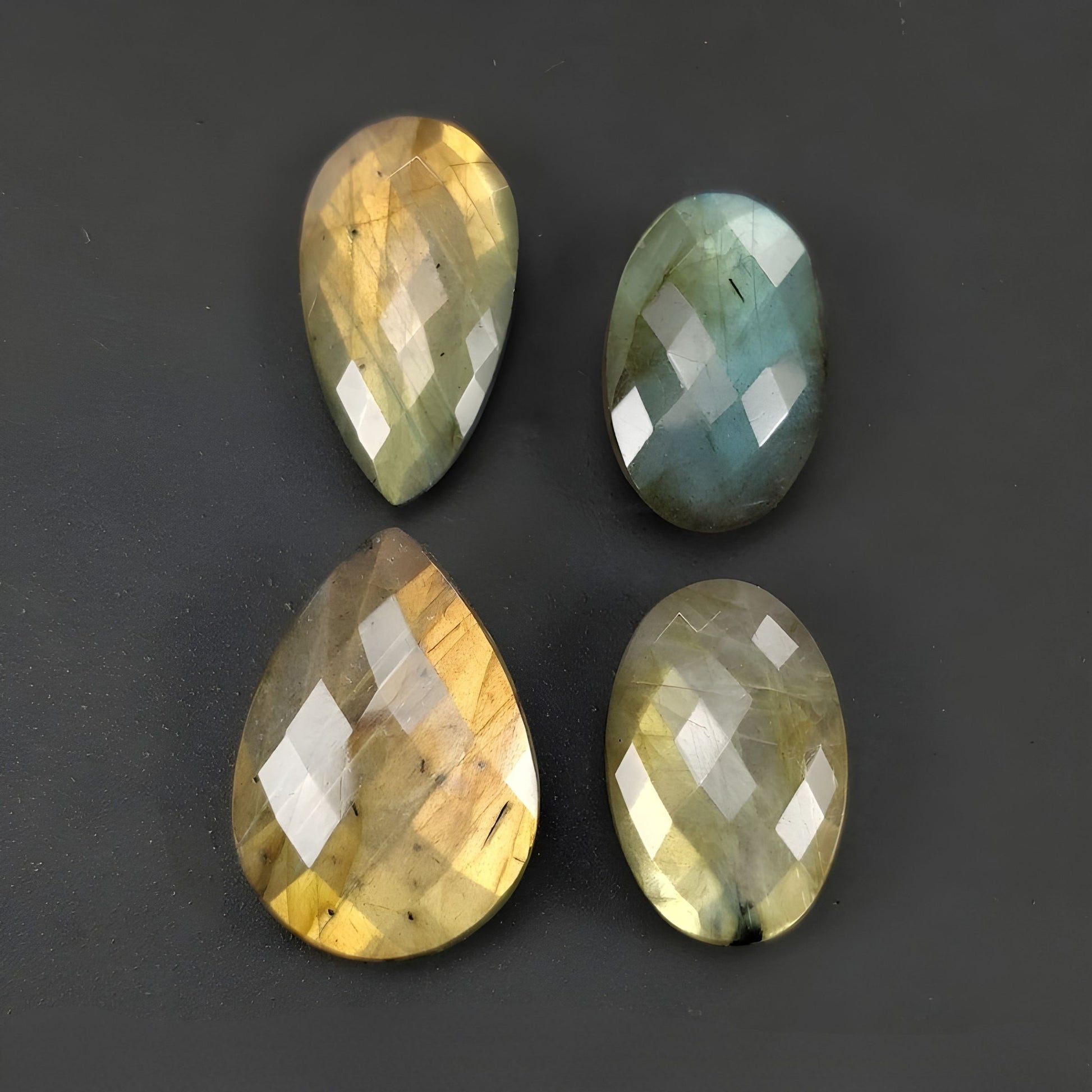 ラブラドライトカット