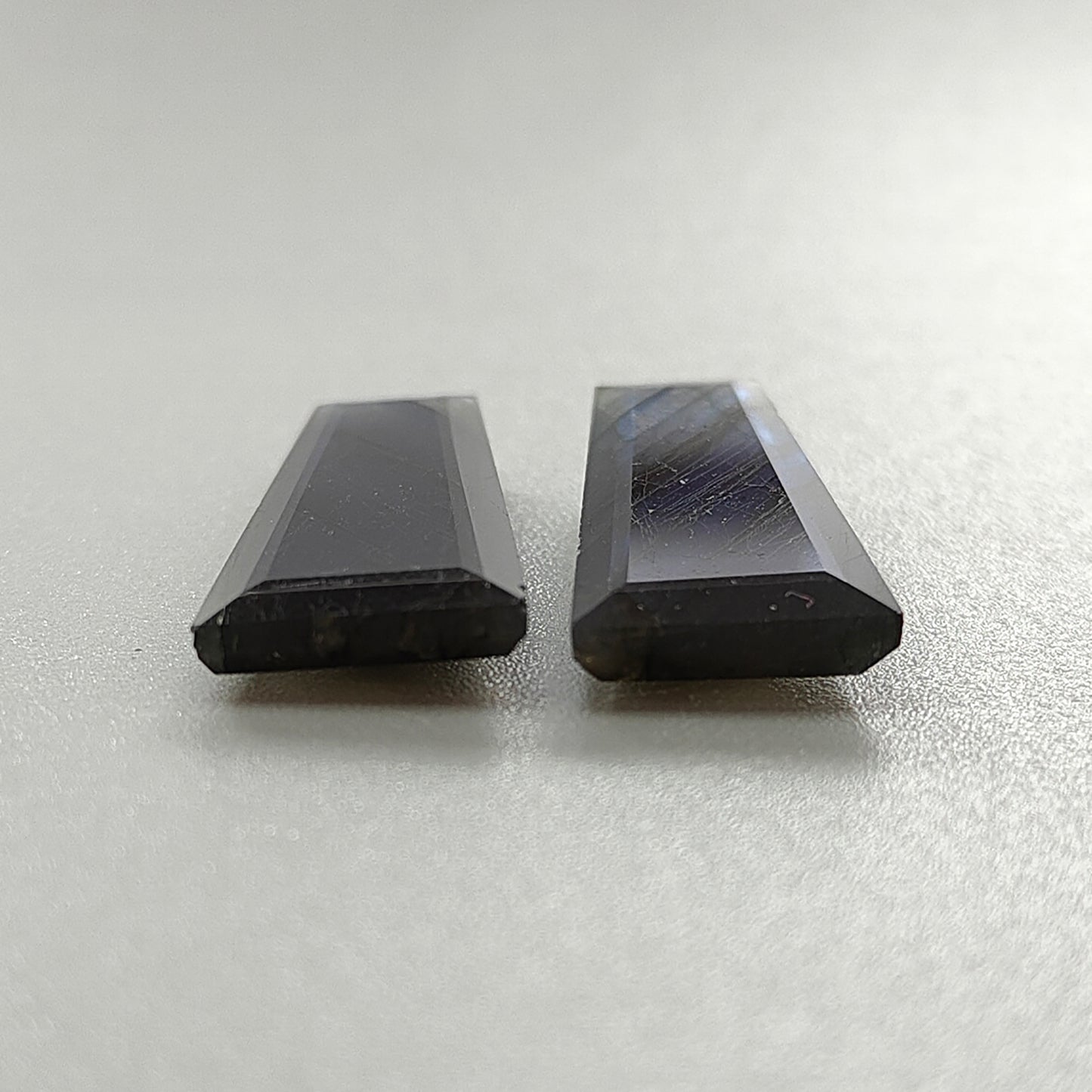 قطع اللابرادوريت متعدد الأوجه