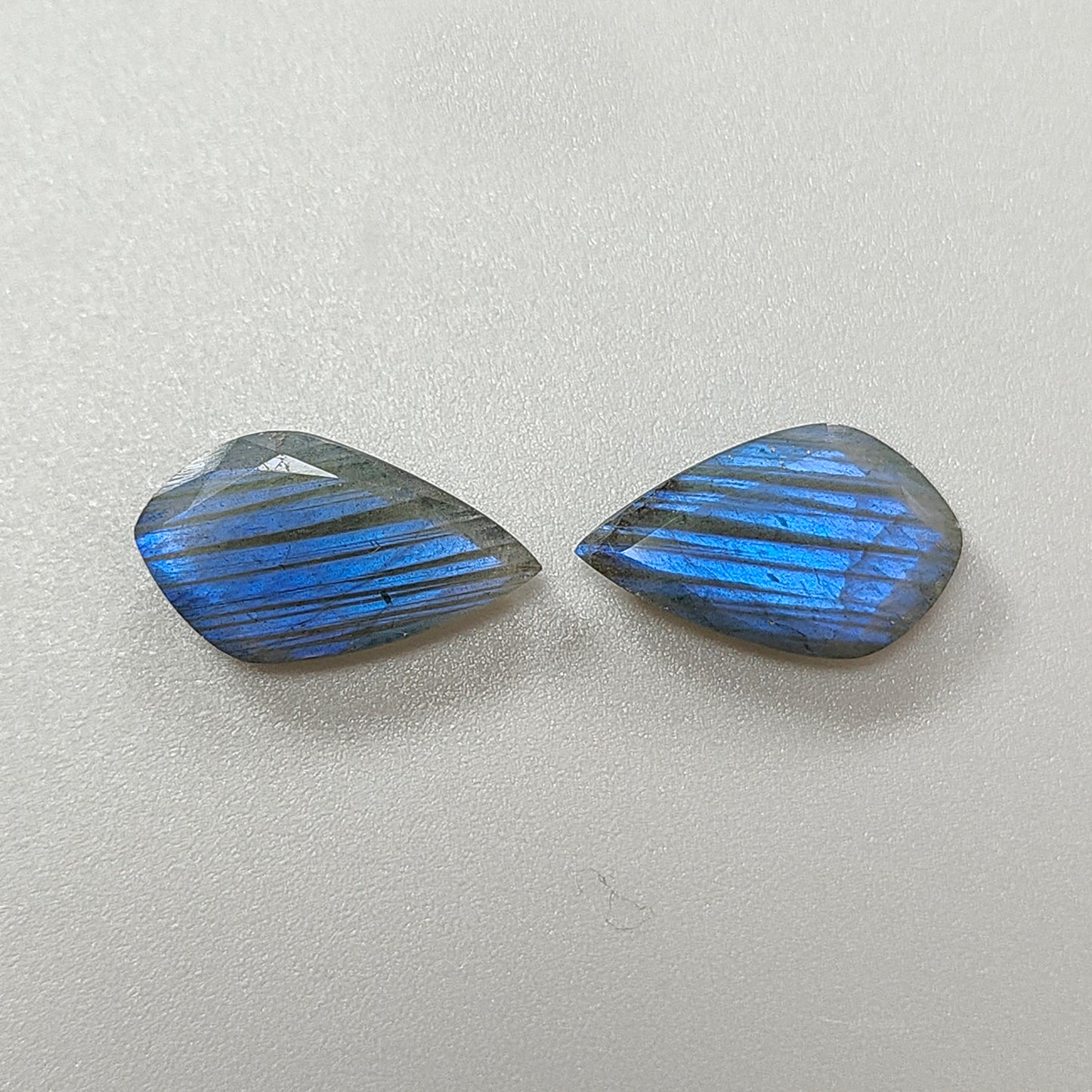 Labradorite taglio sfaccettato