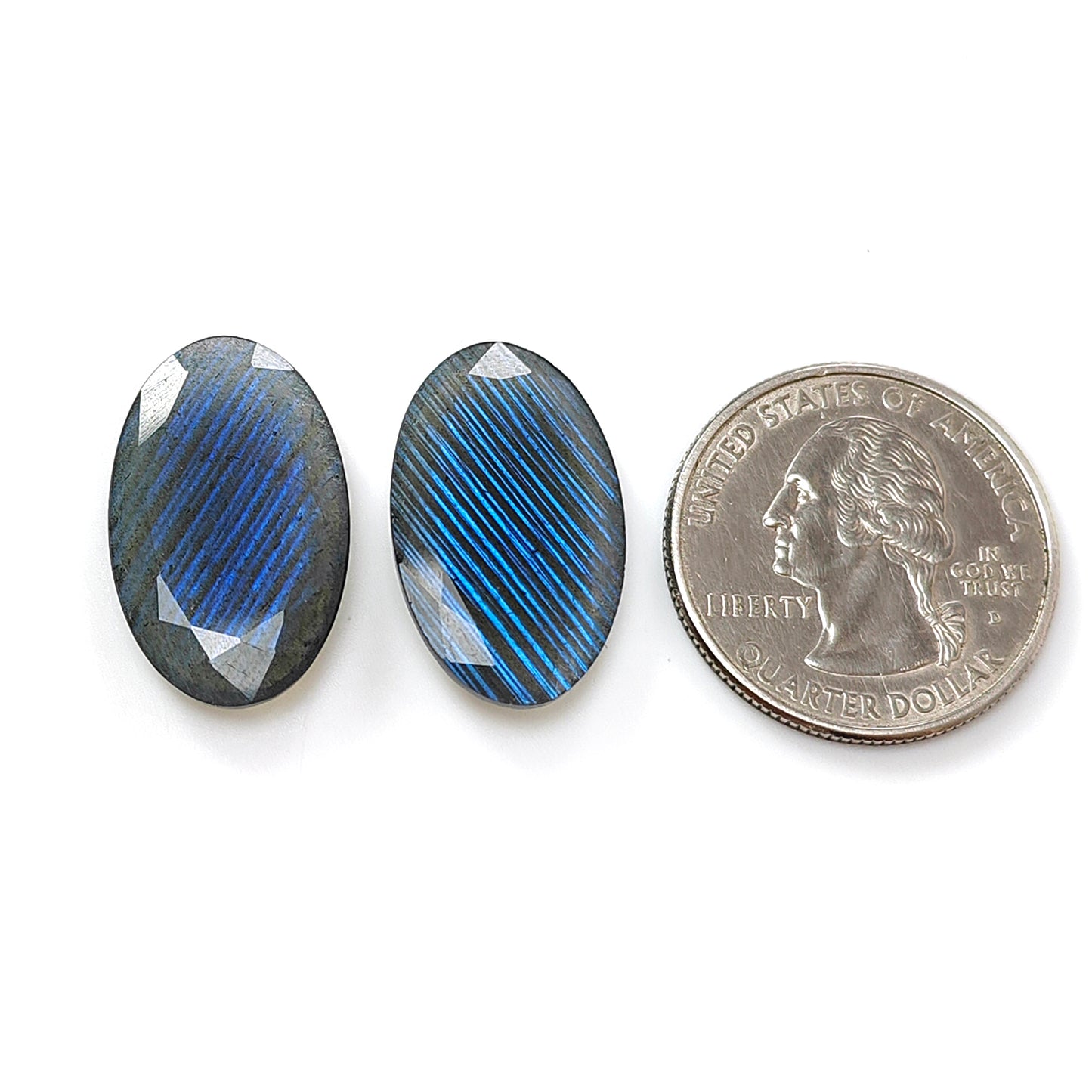 ブルーラブラドライトオーバルファセットカット