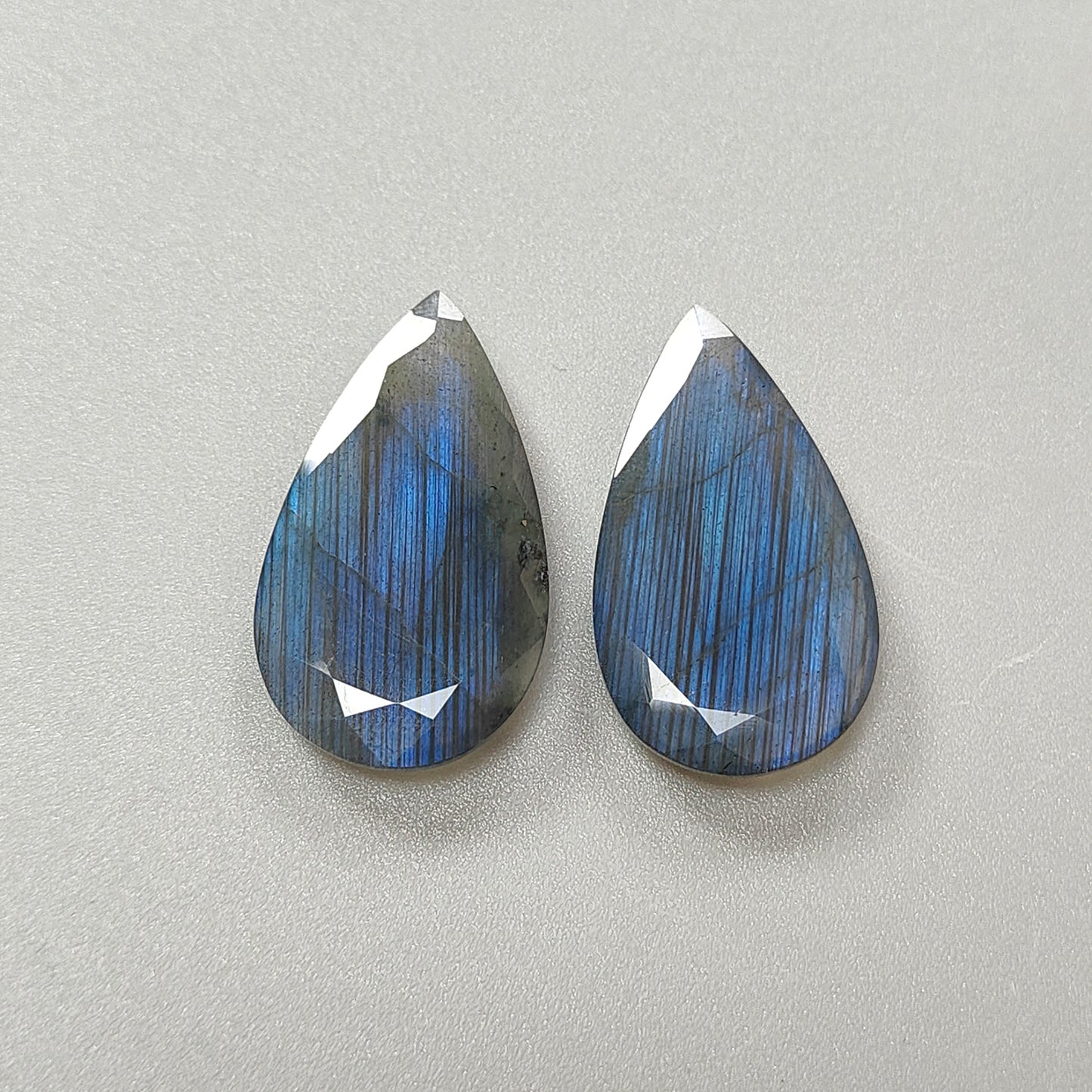 Labradorite taglio sfaccettato