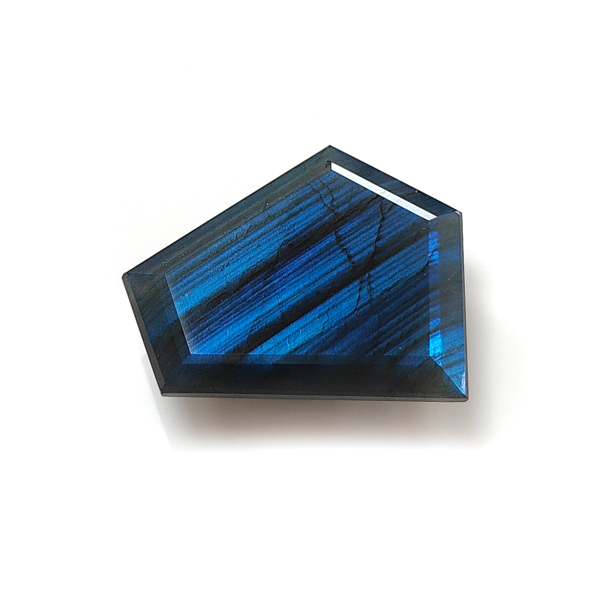 Labradorite Flash fancy Faceted Cut
