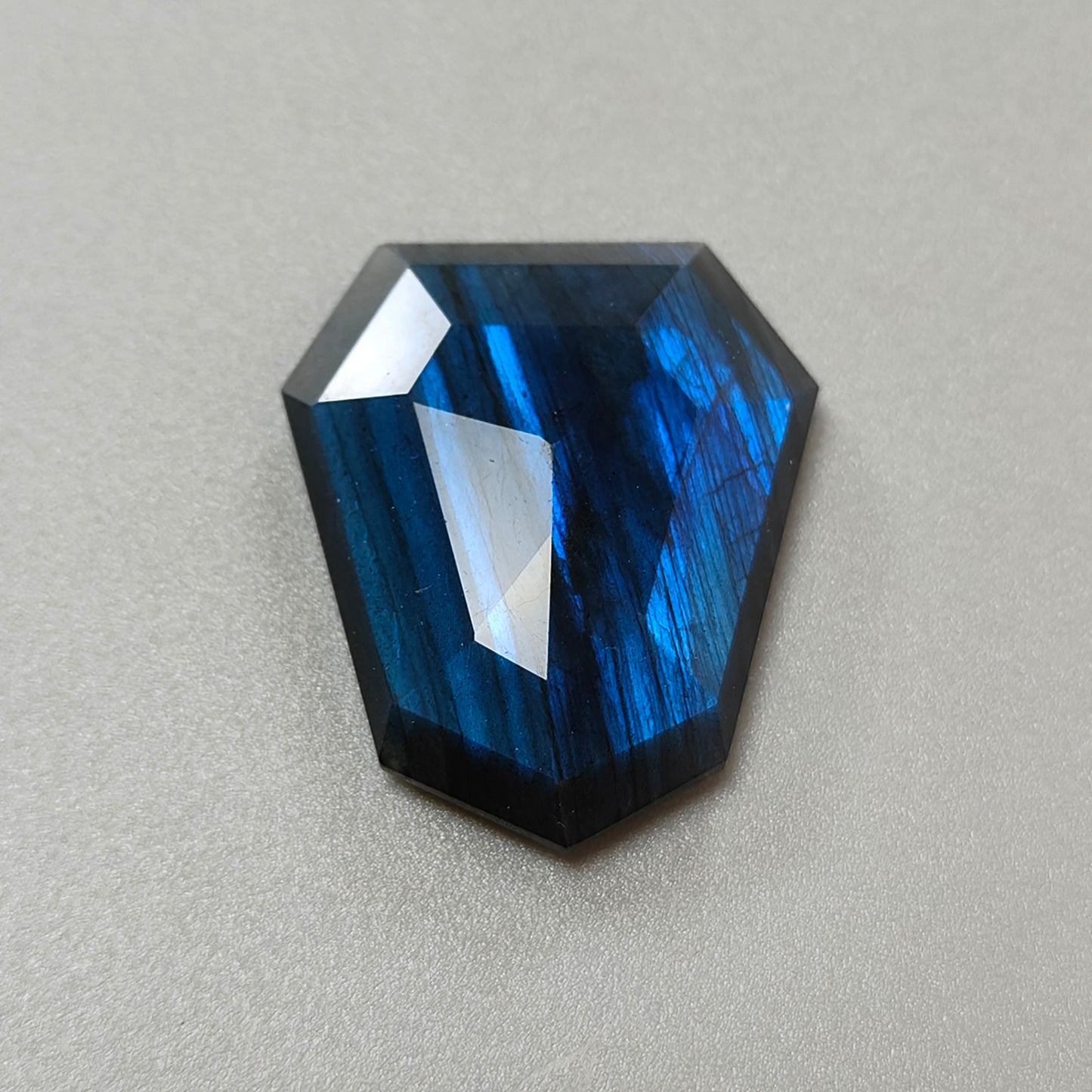 64.20cts Labradorite Blue Flash faceted Cut Natural Untreated Fancy Shape 1pc for Jewelry