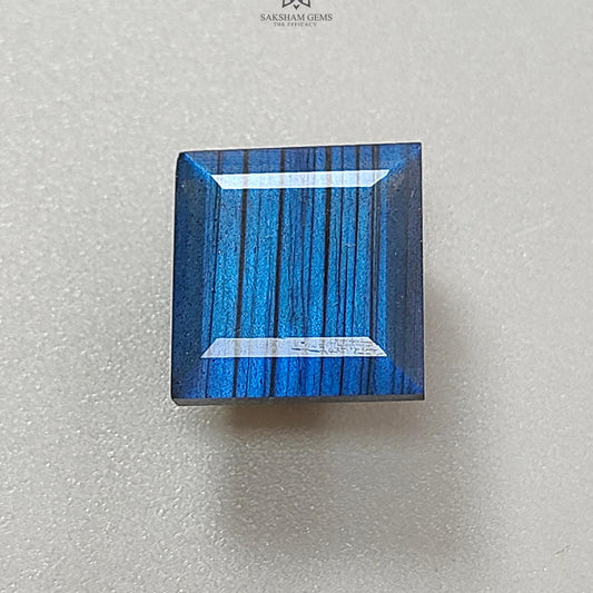 Labradorite Gemstone