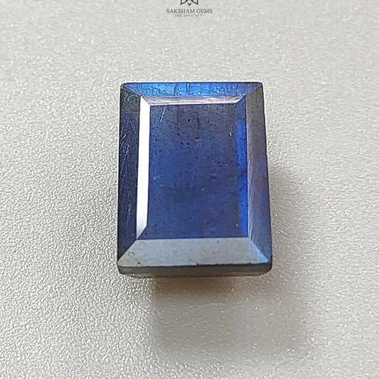 Labradorite Gemstone