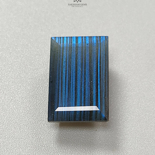 Labradorite Gemstone