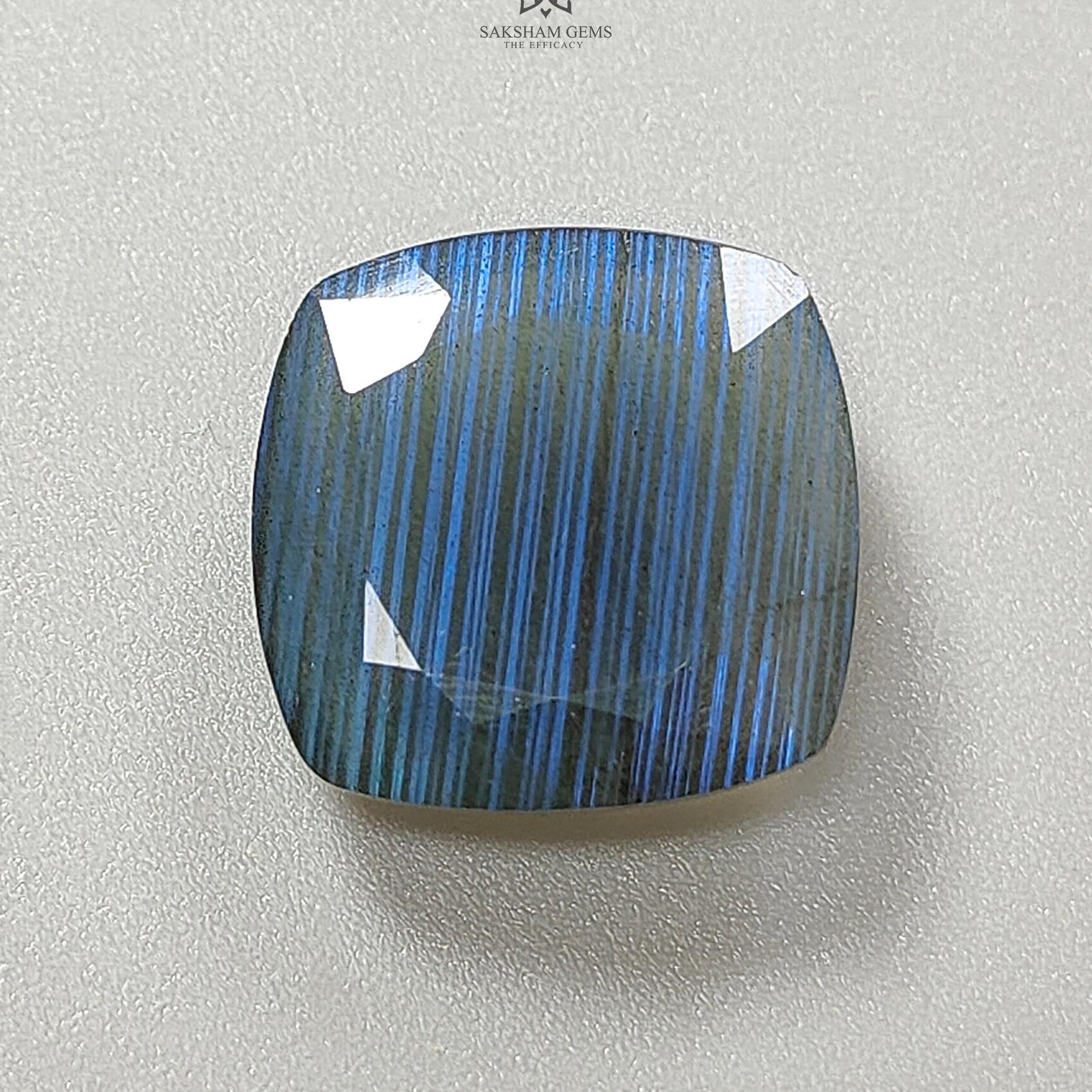 Labradorite Gemstone