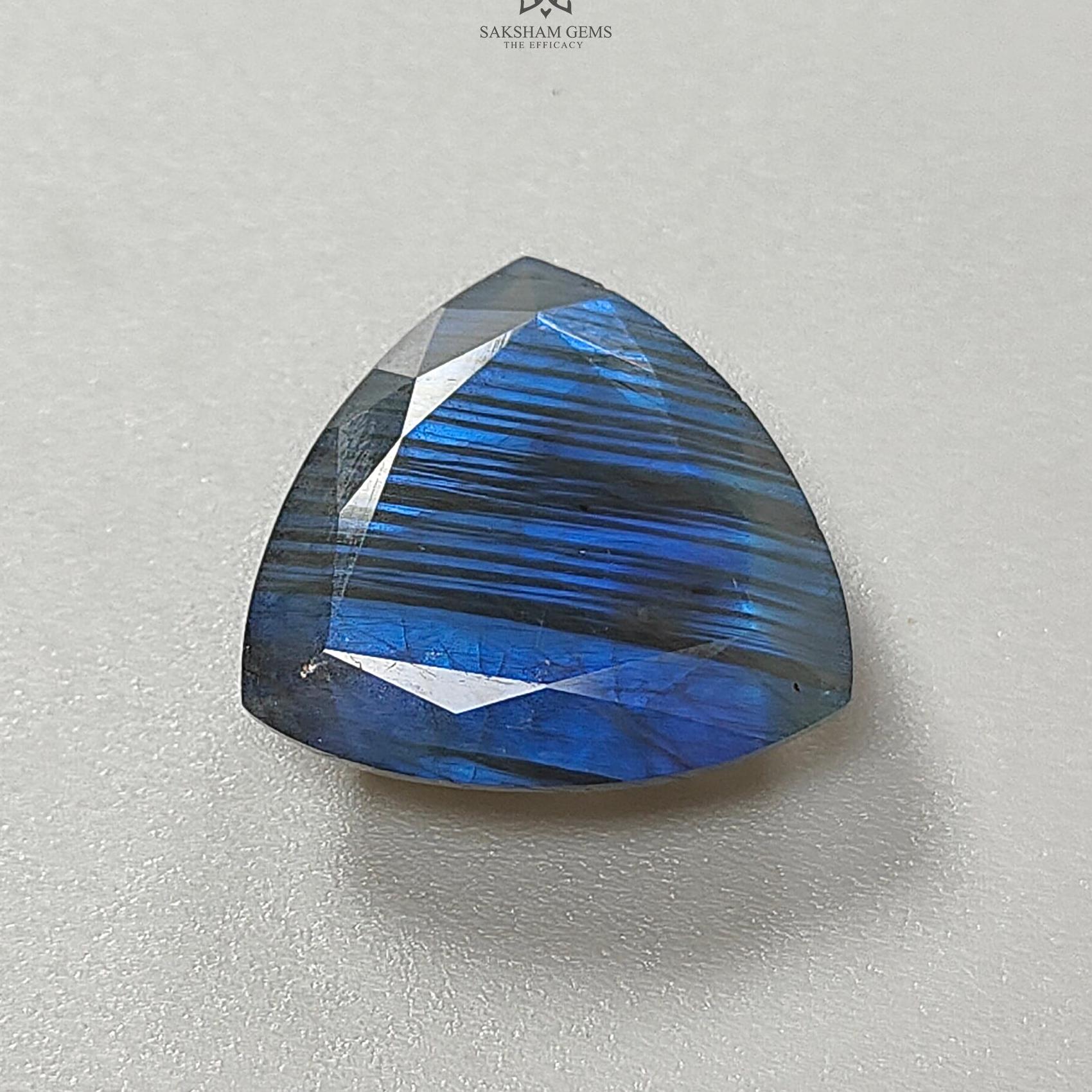 Labradorite Gemstone