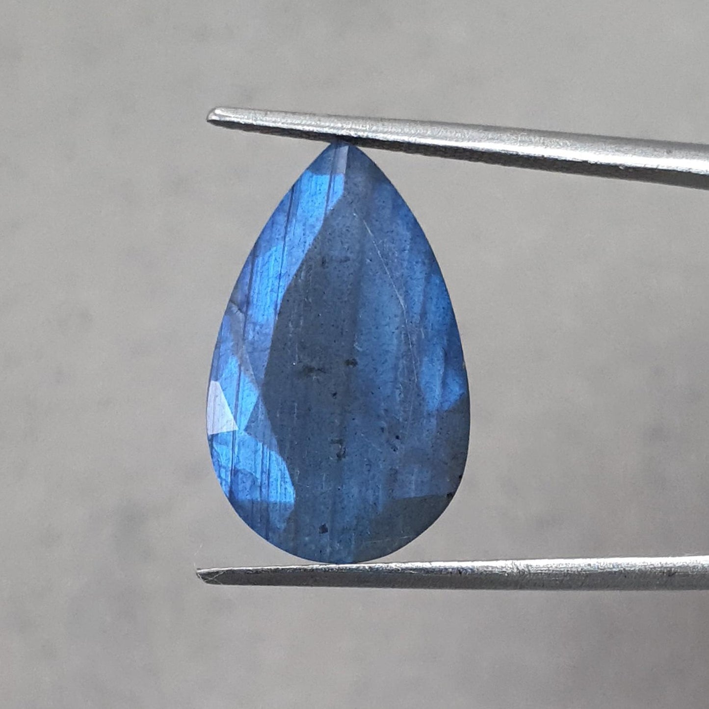 Labradorite Gemstone