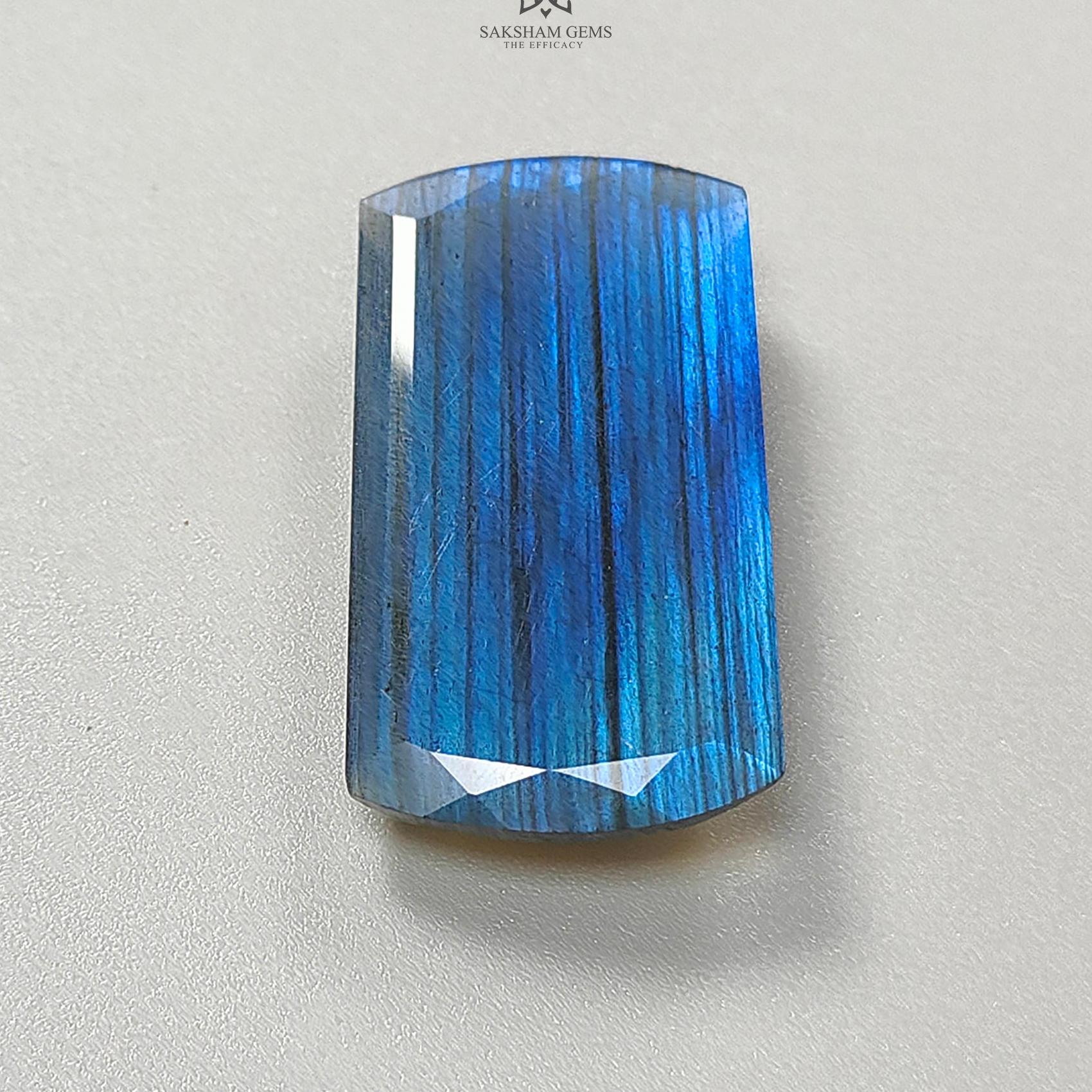 Labradorite Gemstone