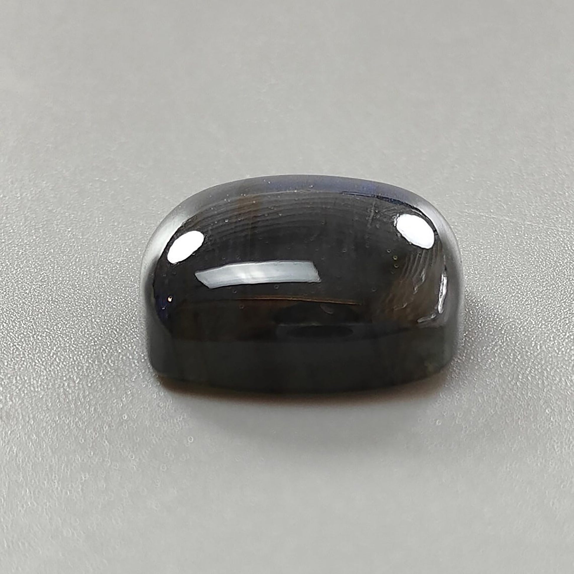 Cabochon di labradorite