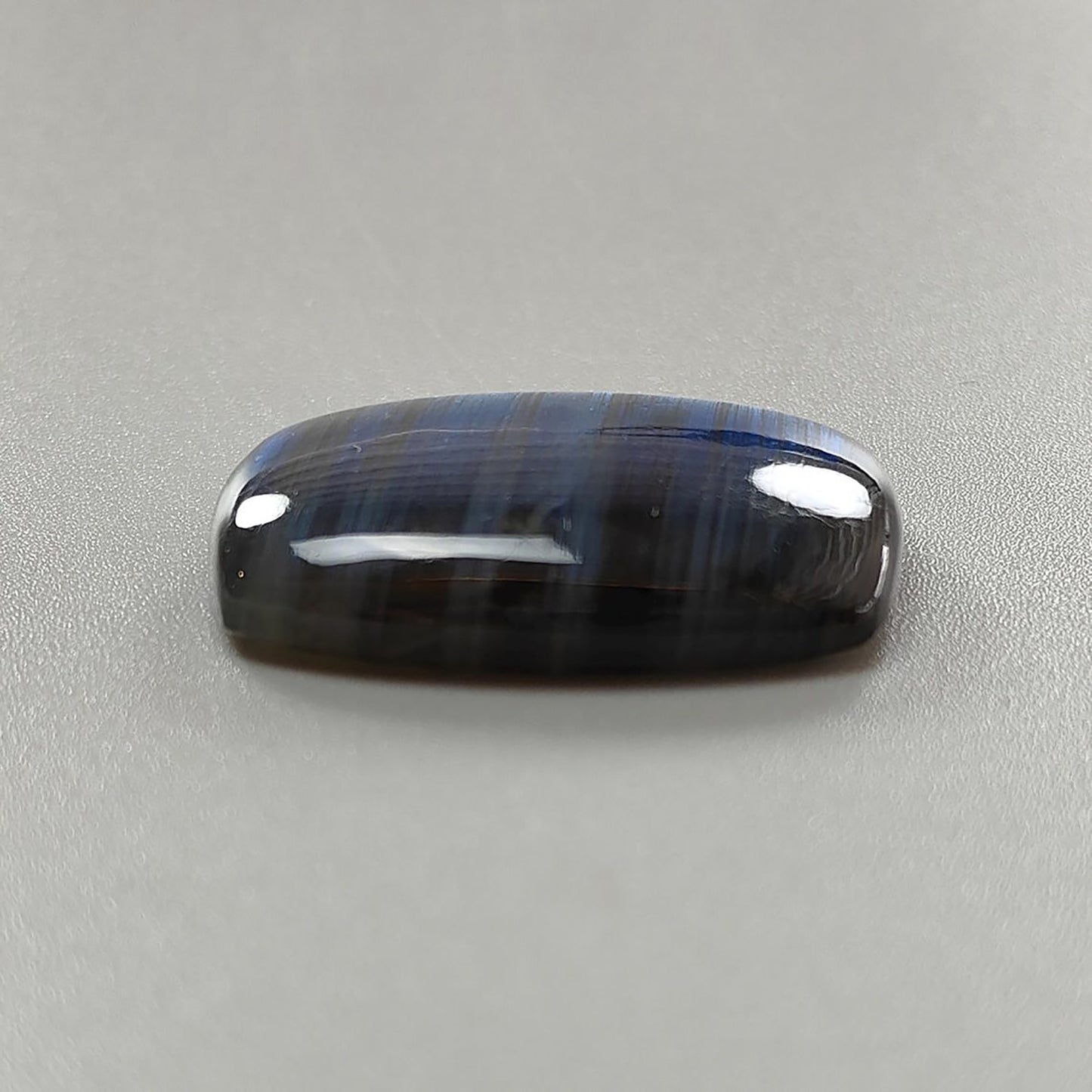 Cabochon di labradorite