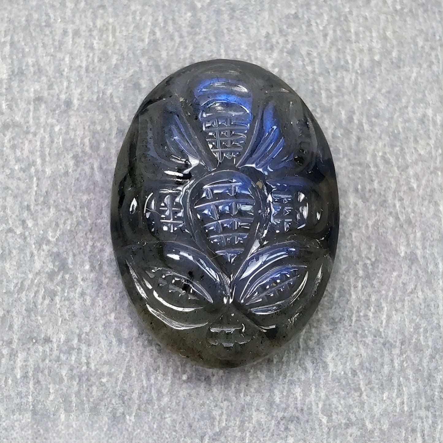 labradorita hecha a mano