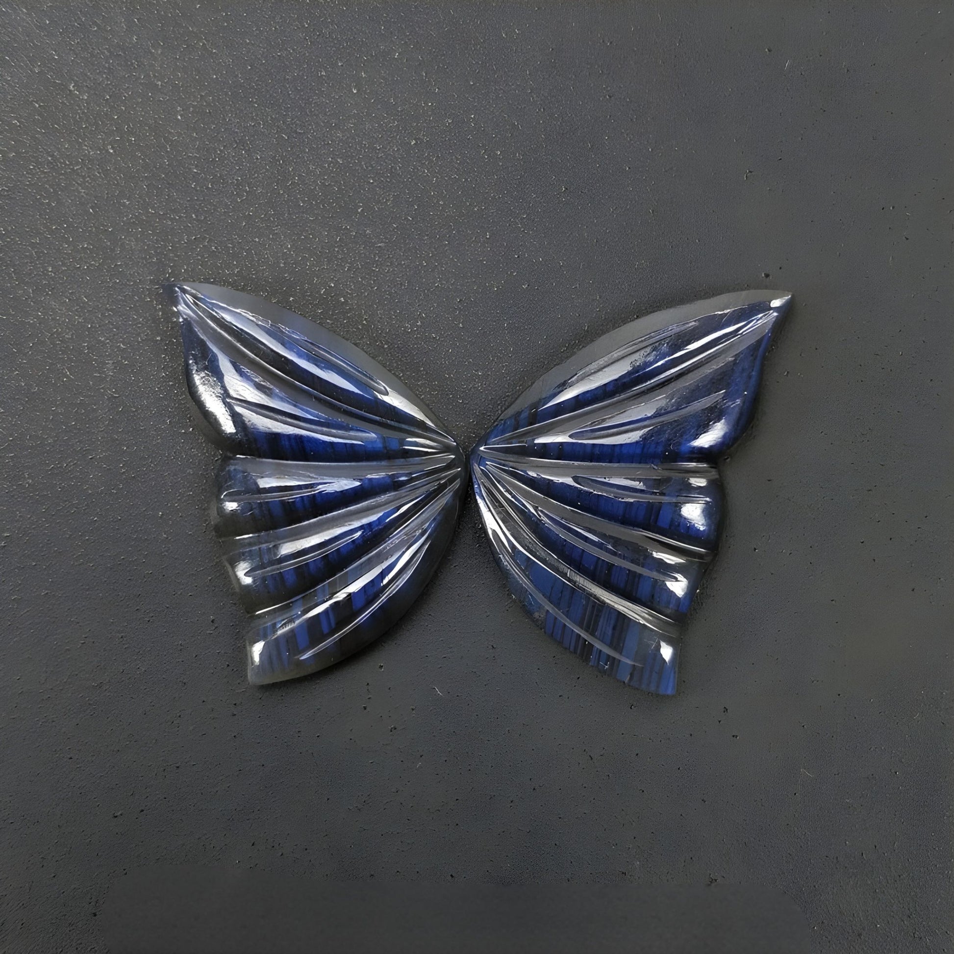 labradorite carving gemstone