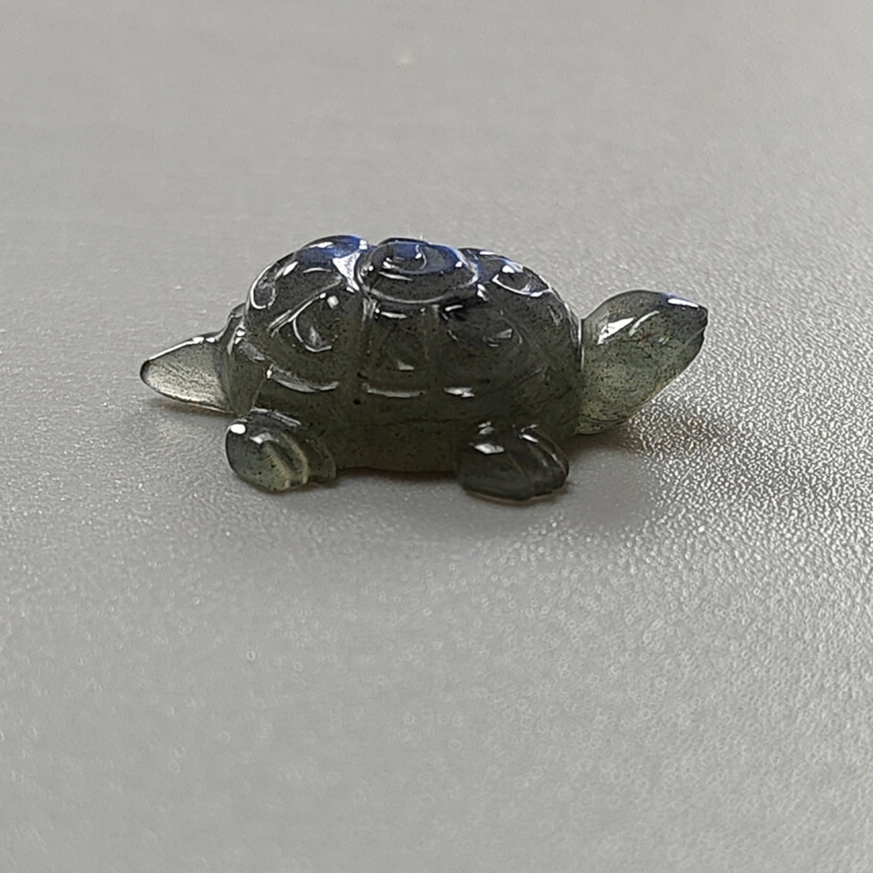 Talla de labradorita