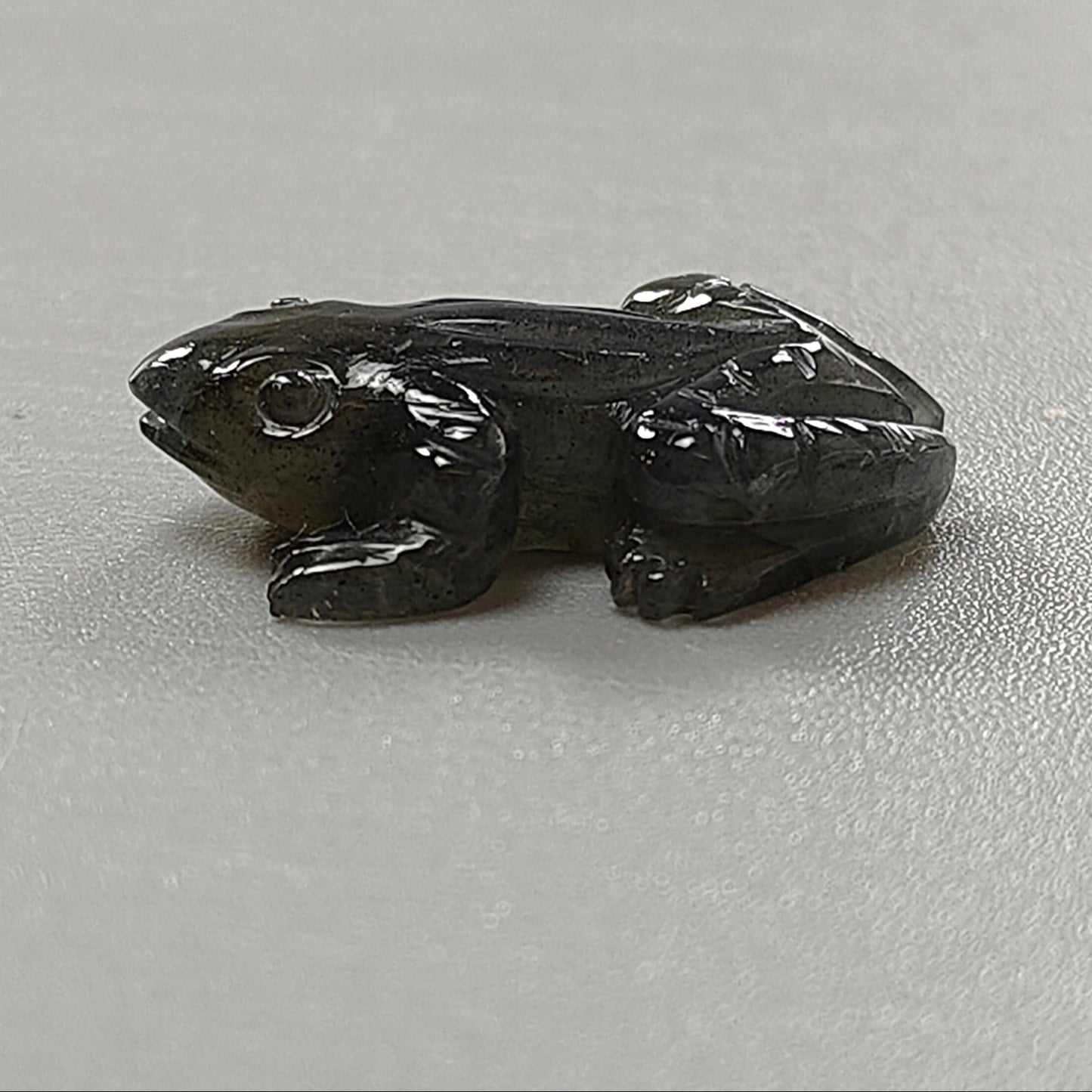 12.10cts Natural Untreated Labradorite Gemstone Carving Frog Shape