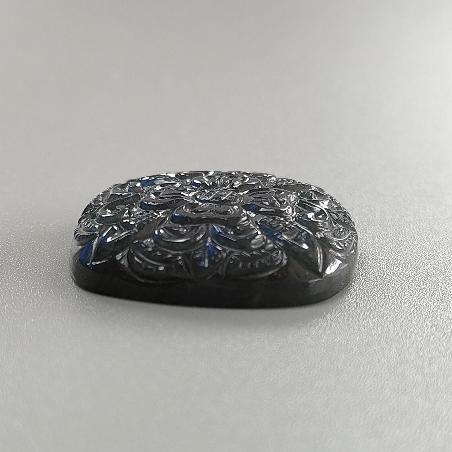 Labradorite Gemstone Carving : Natural Untreated Unheated Labradorite Hand Carved Cushion Carving 1 pcs Set