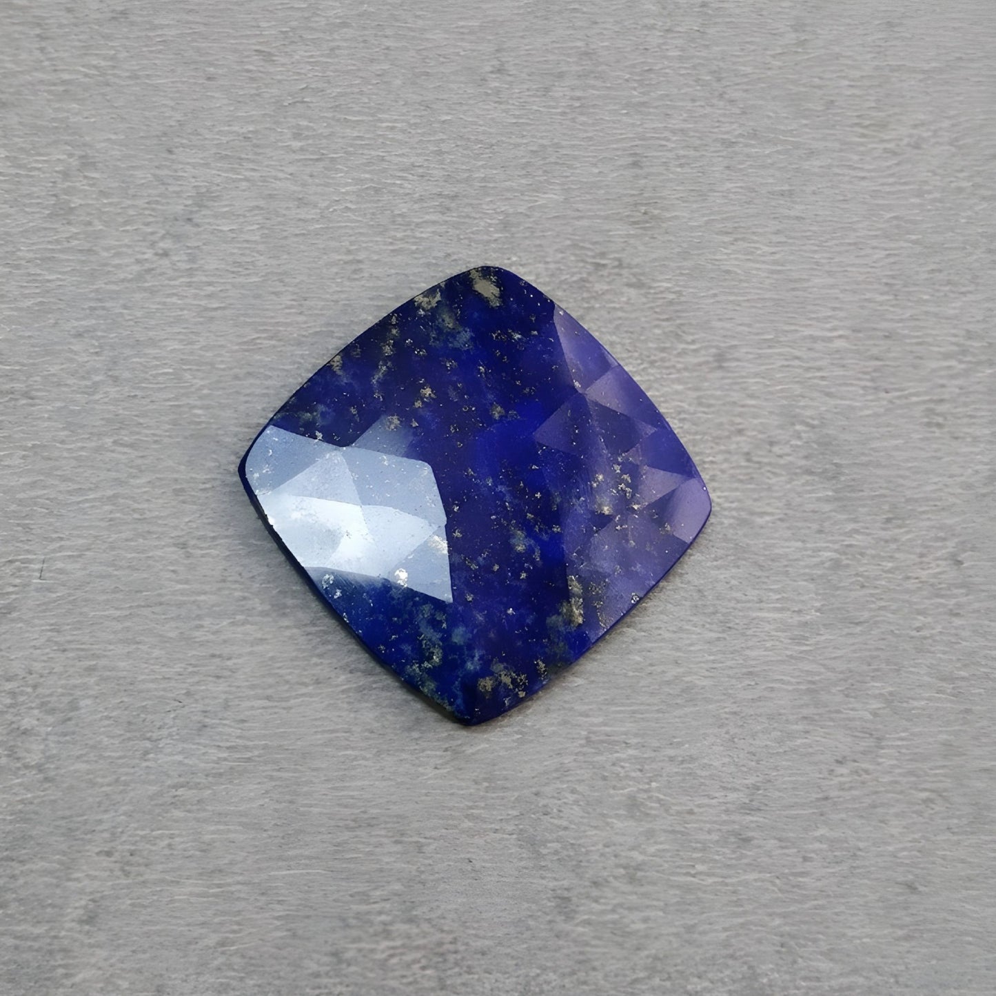 pietra portafortuna di settembre