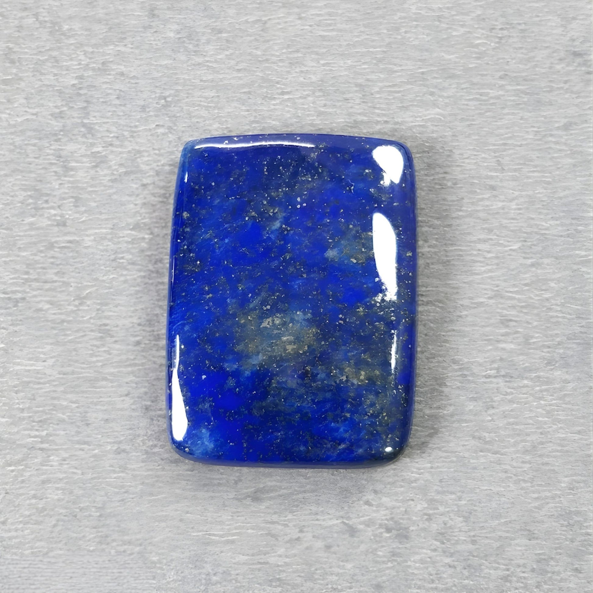 宝石用のラピスラズリ