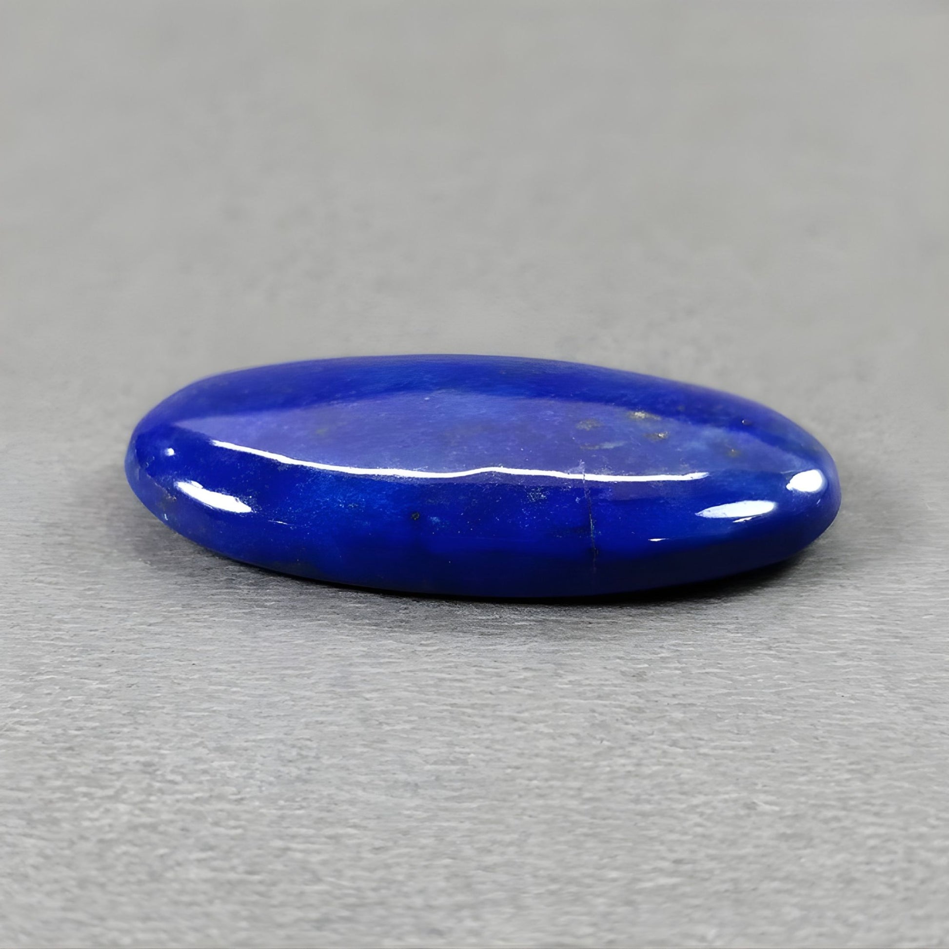 Lapislazuli, natürlicher Edelstein