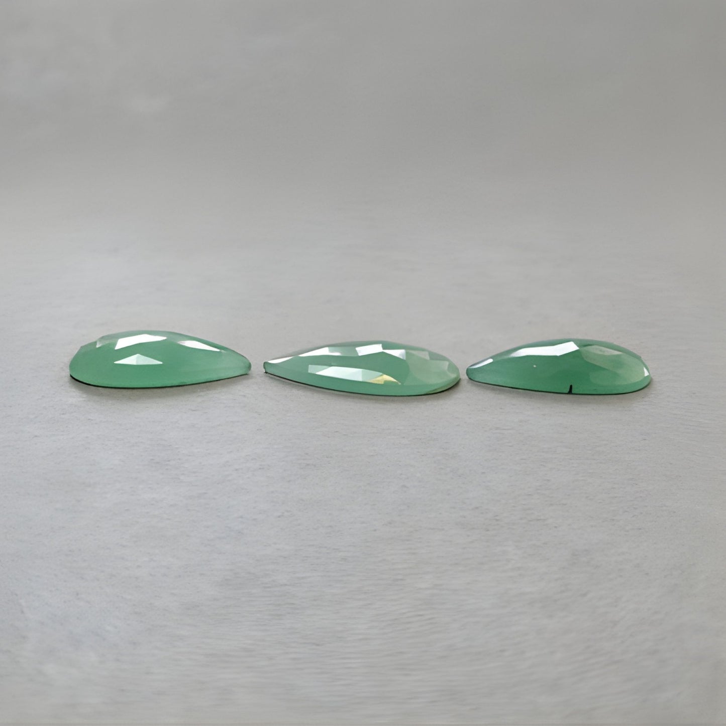 Green Quartzite Pear Shape faceted Cut