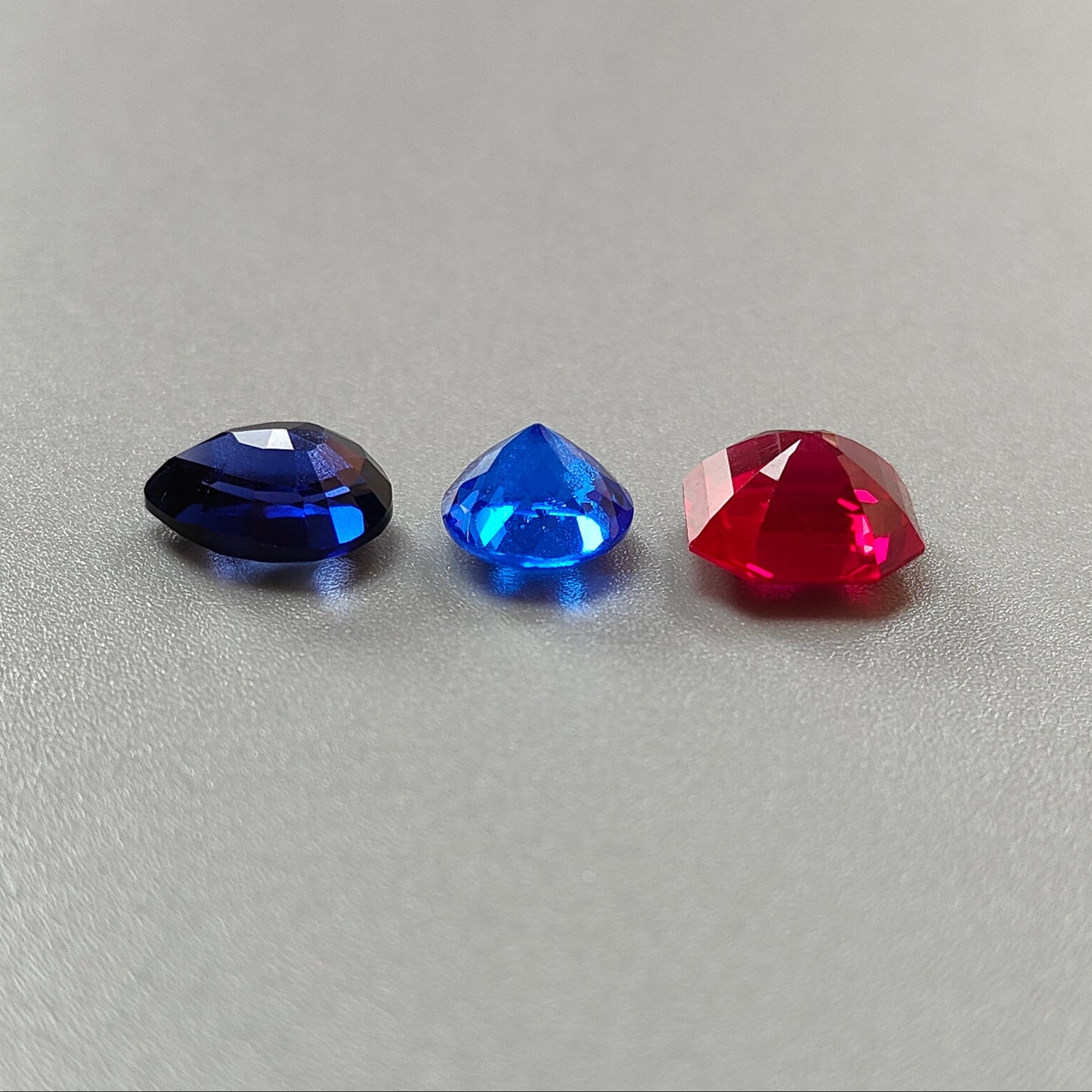 حجر ميلاد شهر سبتمبر