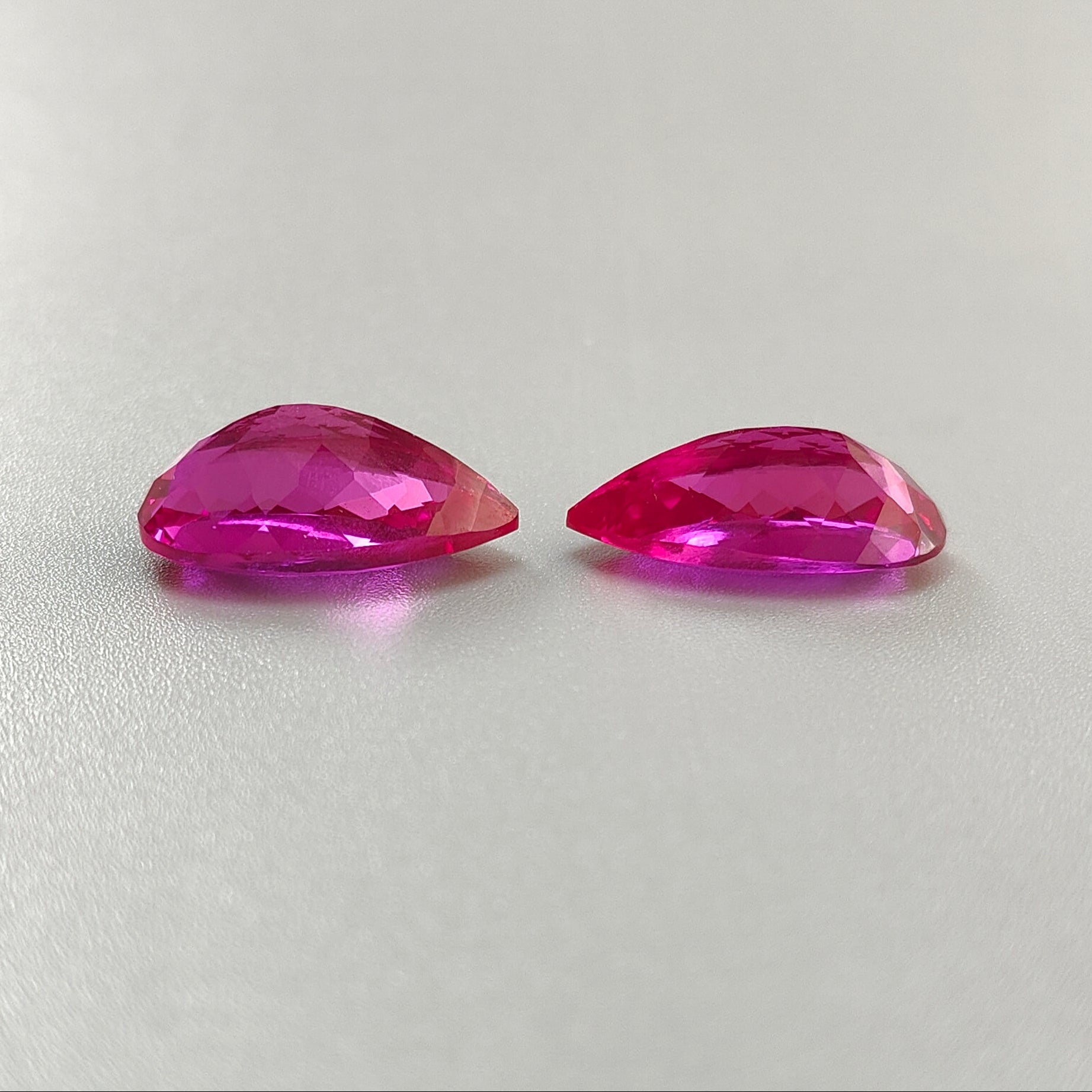 synthetic sapphire gemstone