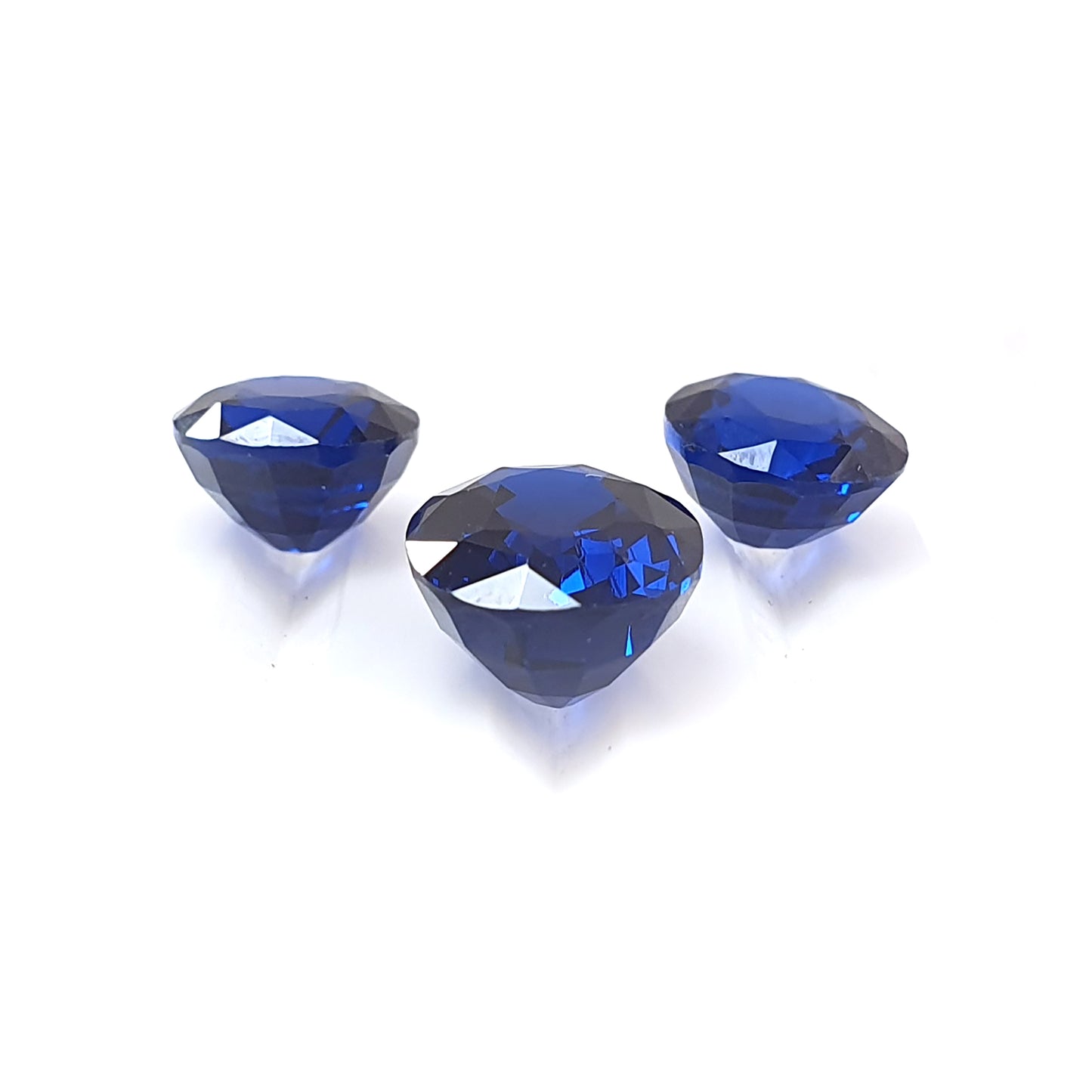 Piedra preciosa de corte facetado de nanosital azul