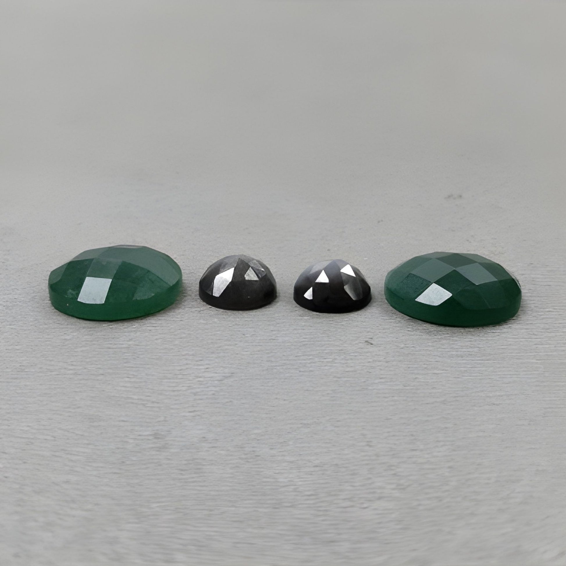 Cuarcita, zafiro, piedra preciosa natural sin tratar