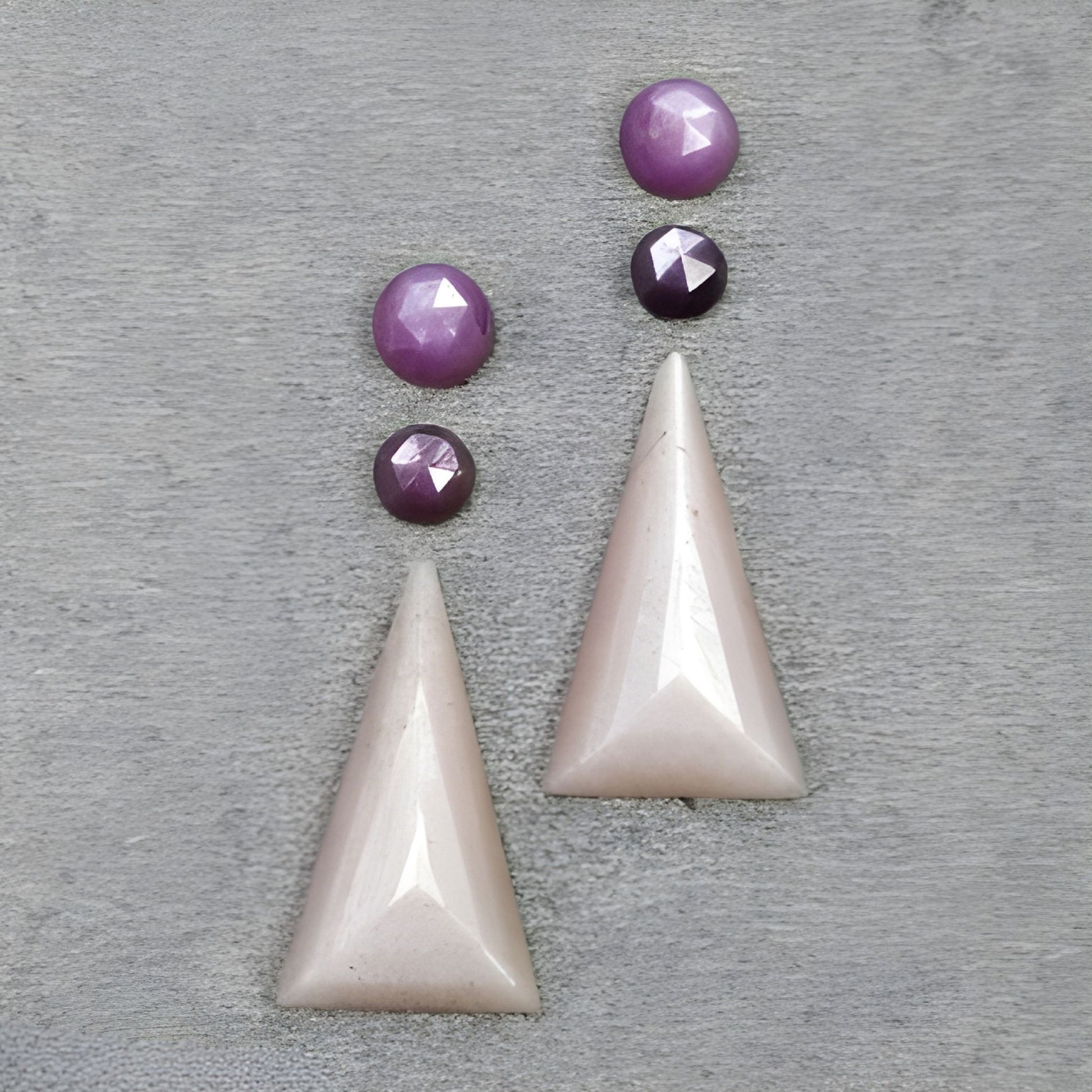 月光石、蓝宝石三角形阶梯式切割