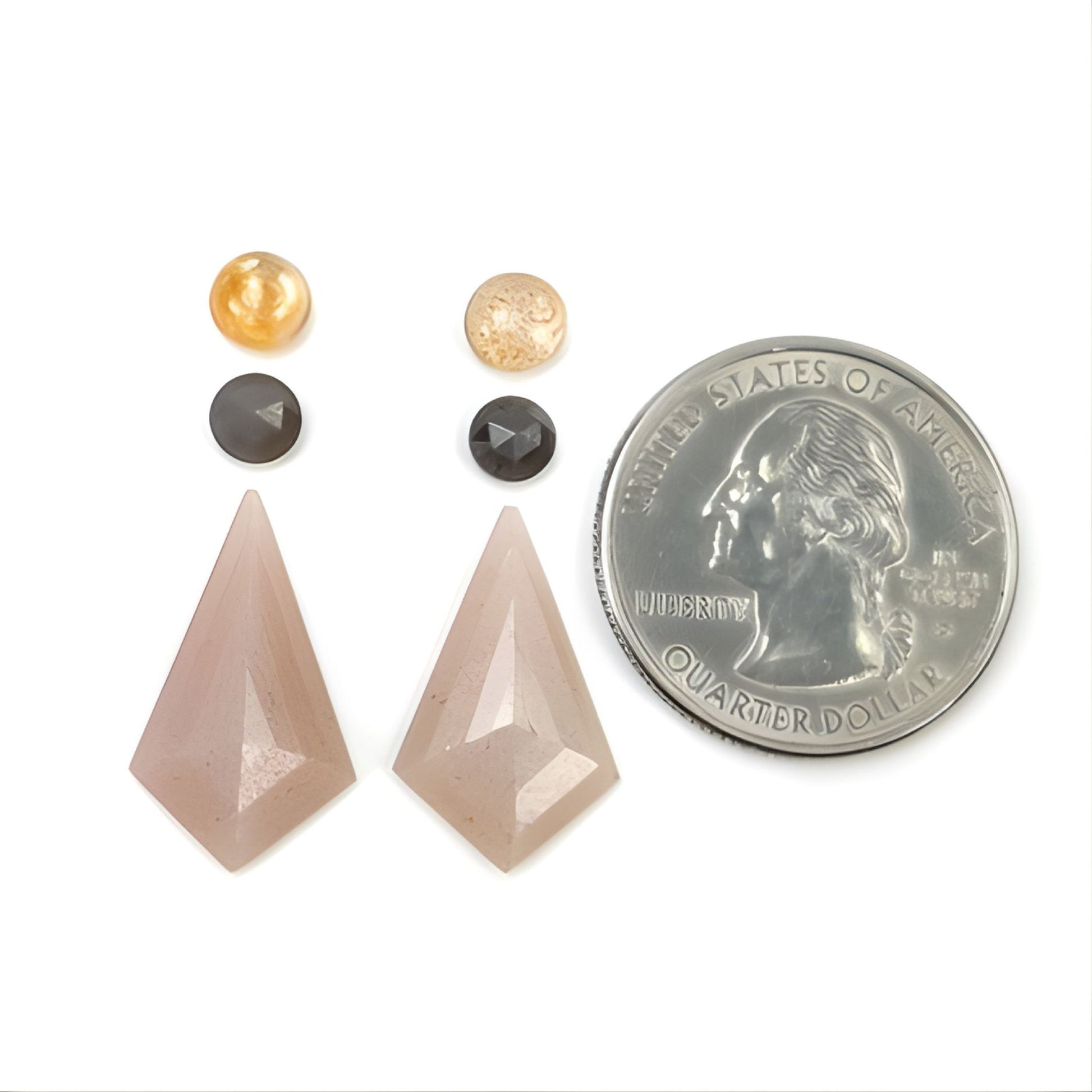 天然の未処理の宝石