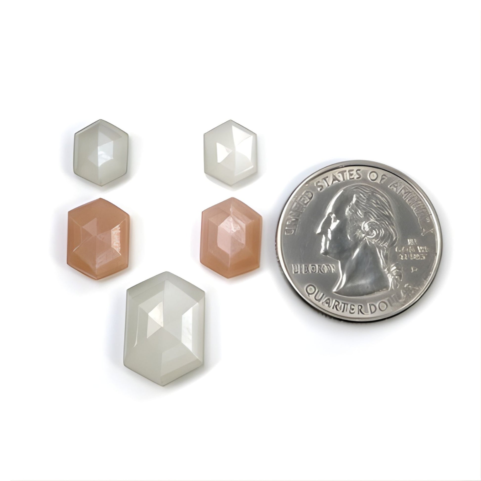 ジュエリー用のムーンストーン